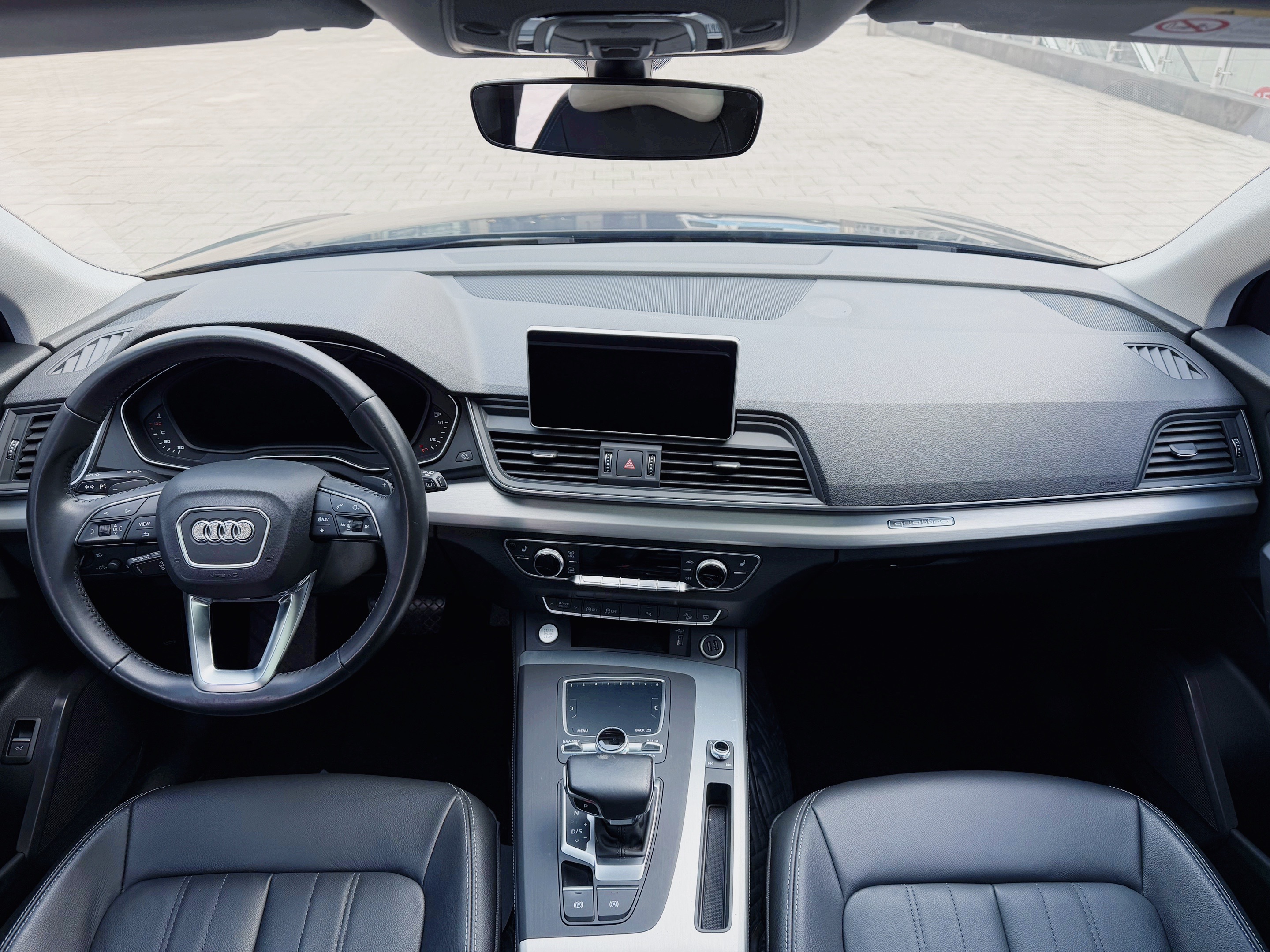 Audi Q5L 2020 car image #13