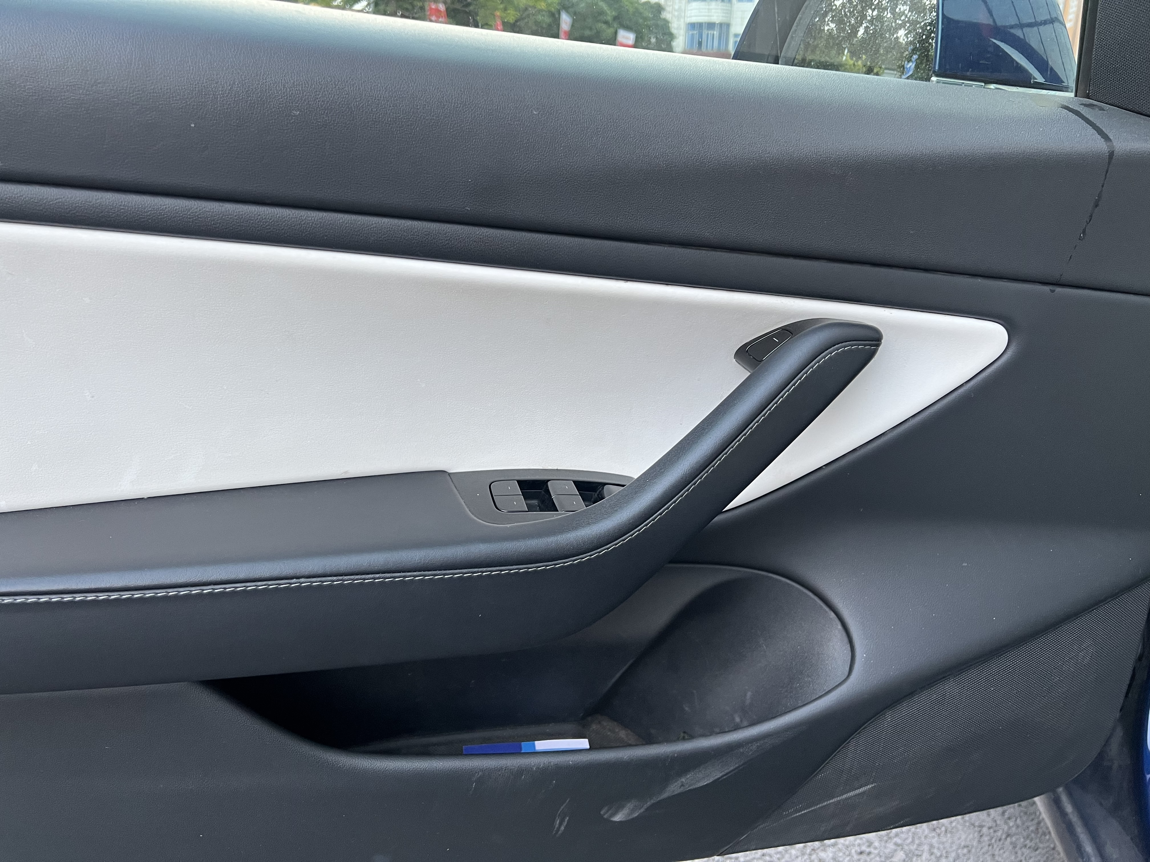 Tesla Model 3 2020 car image #13