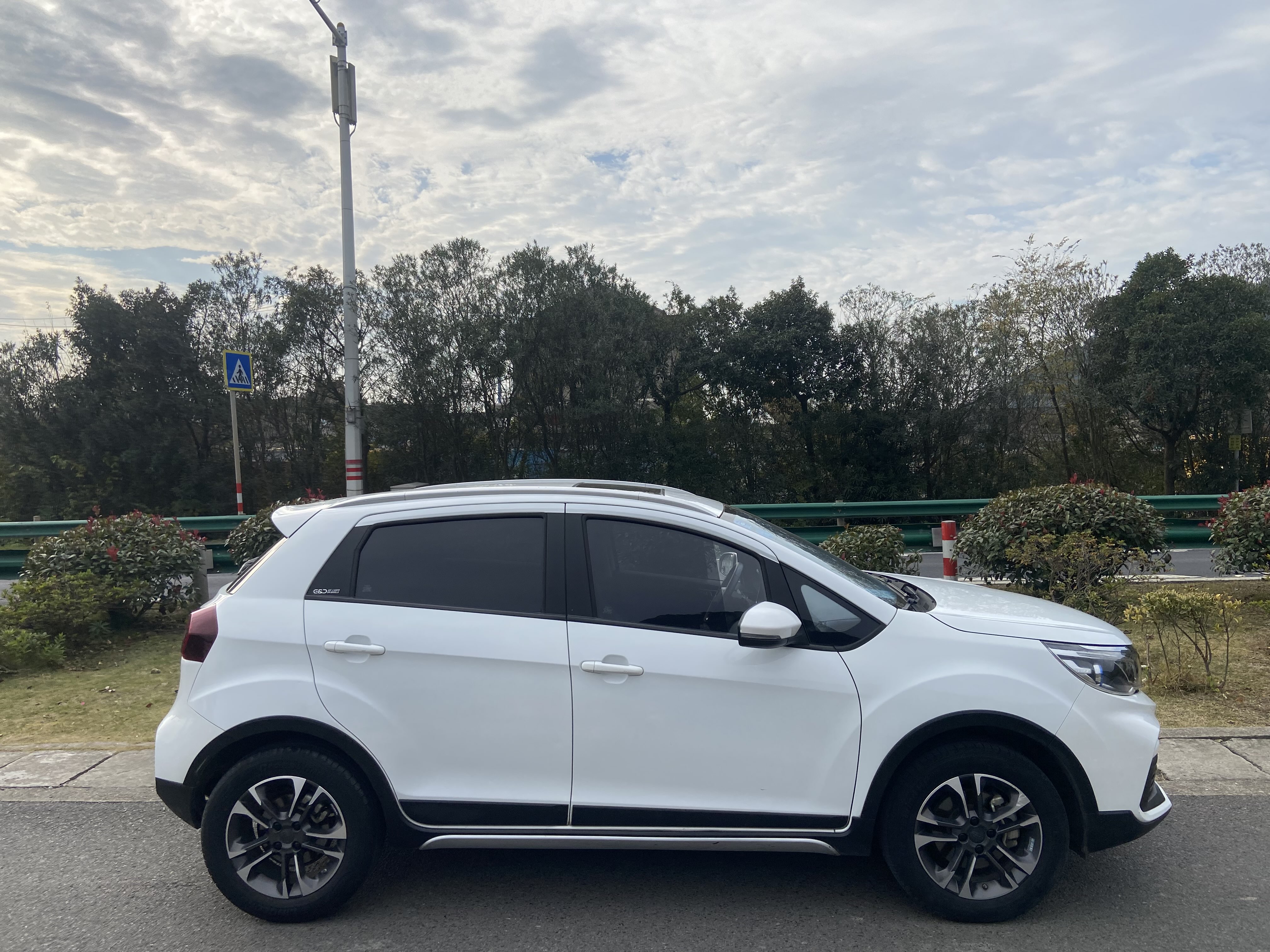 2020 immagine di auto #13