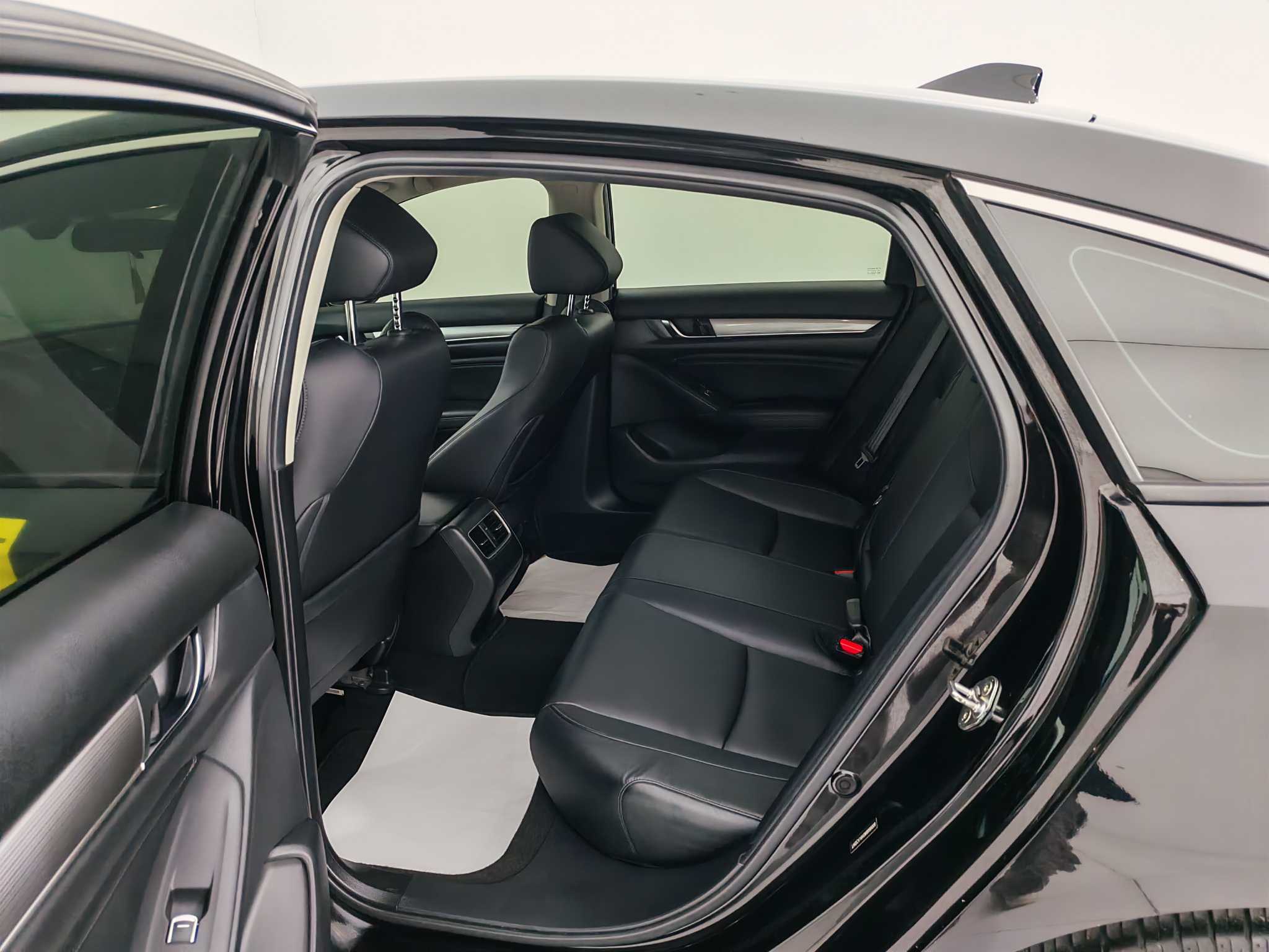 Honda Accord 2021 immagine di auto #13