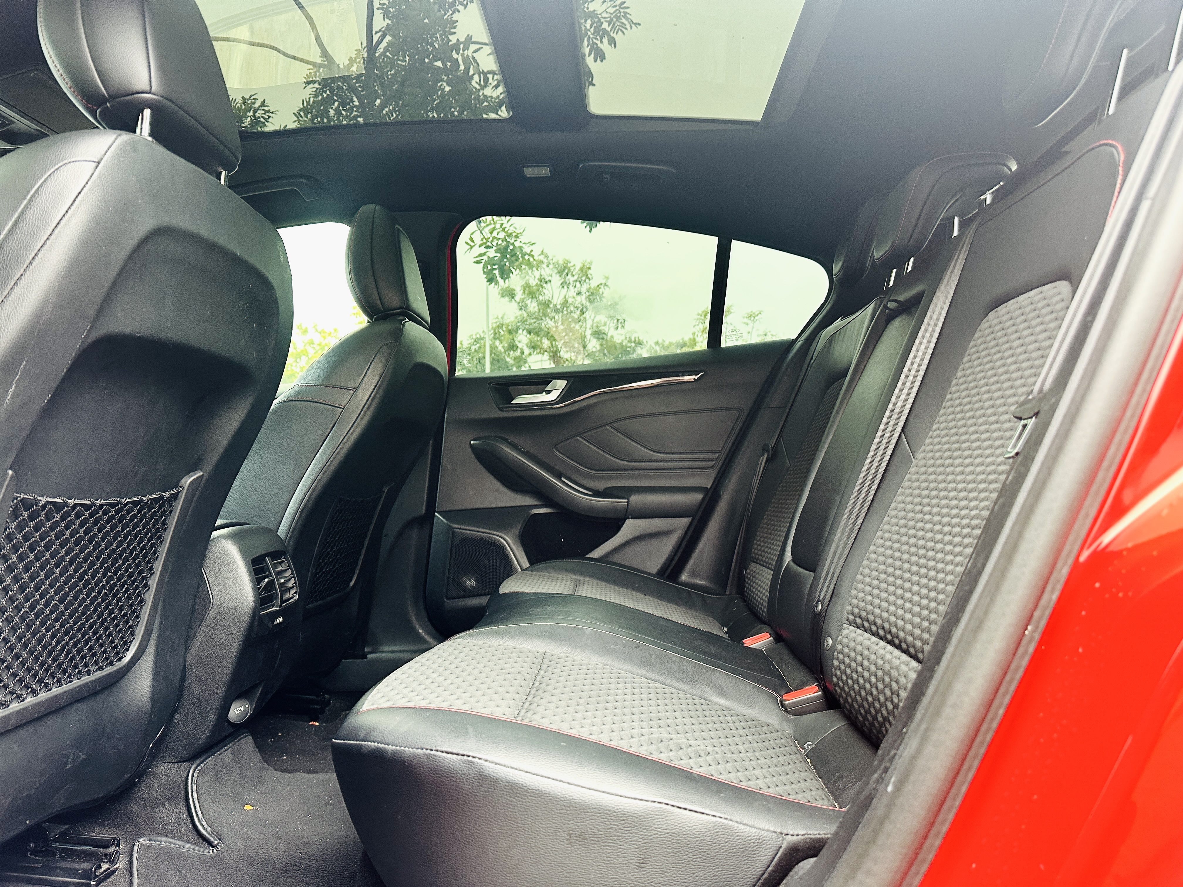 Ford Focus 2019 car image #13