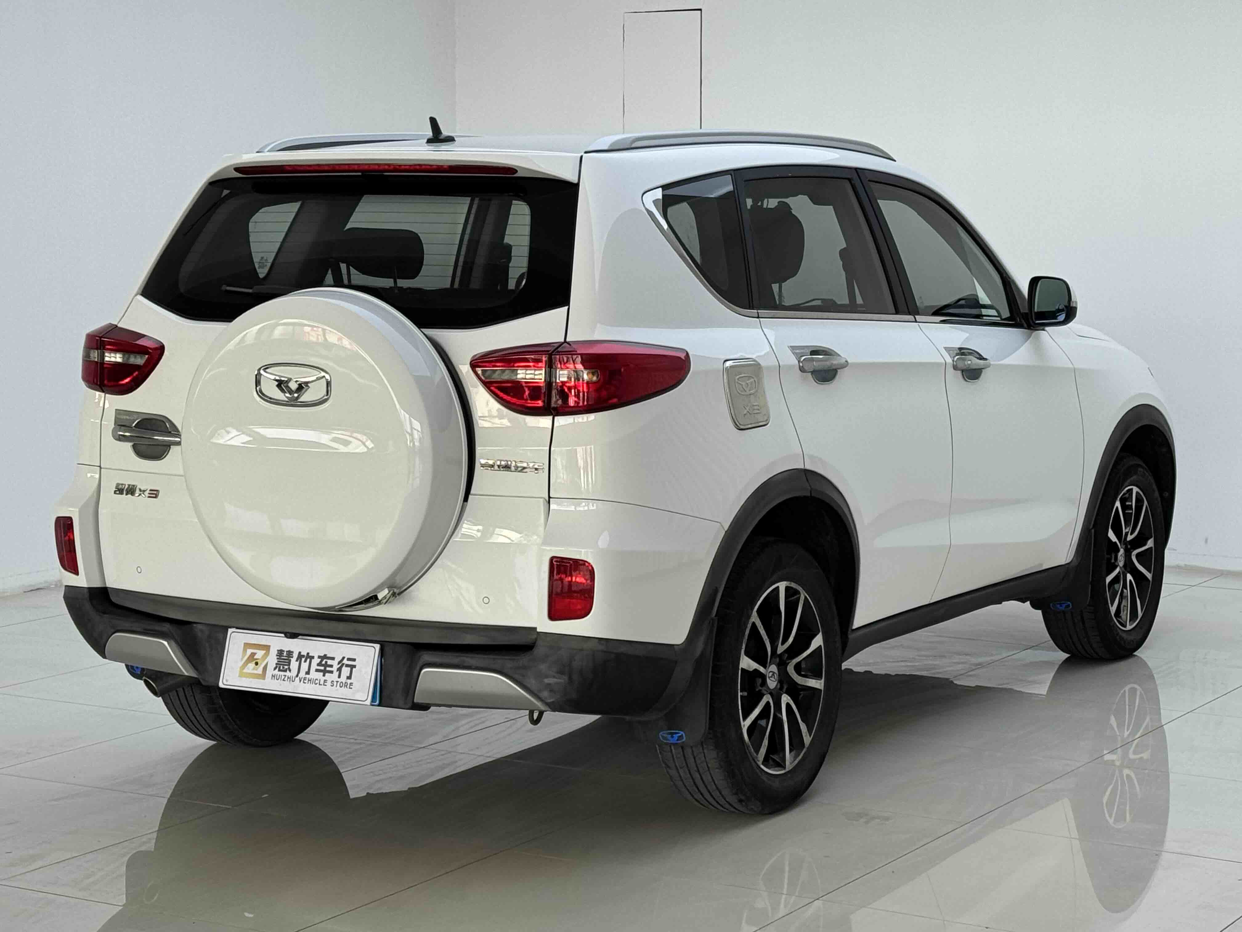 Kaiyi 2019 #13 Kaiyi 2019 car image #13