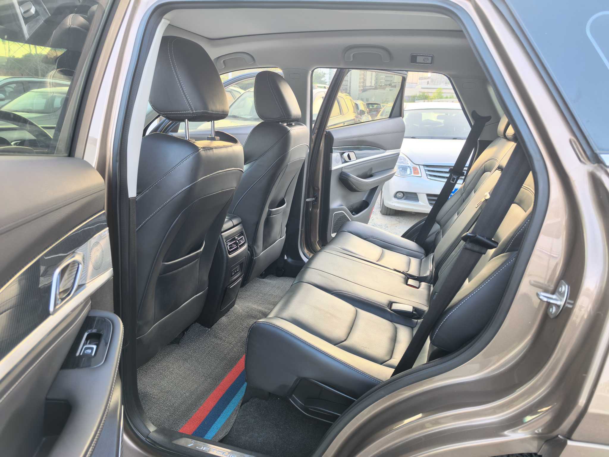 X70 2019 #13 X70 2019 car image #13