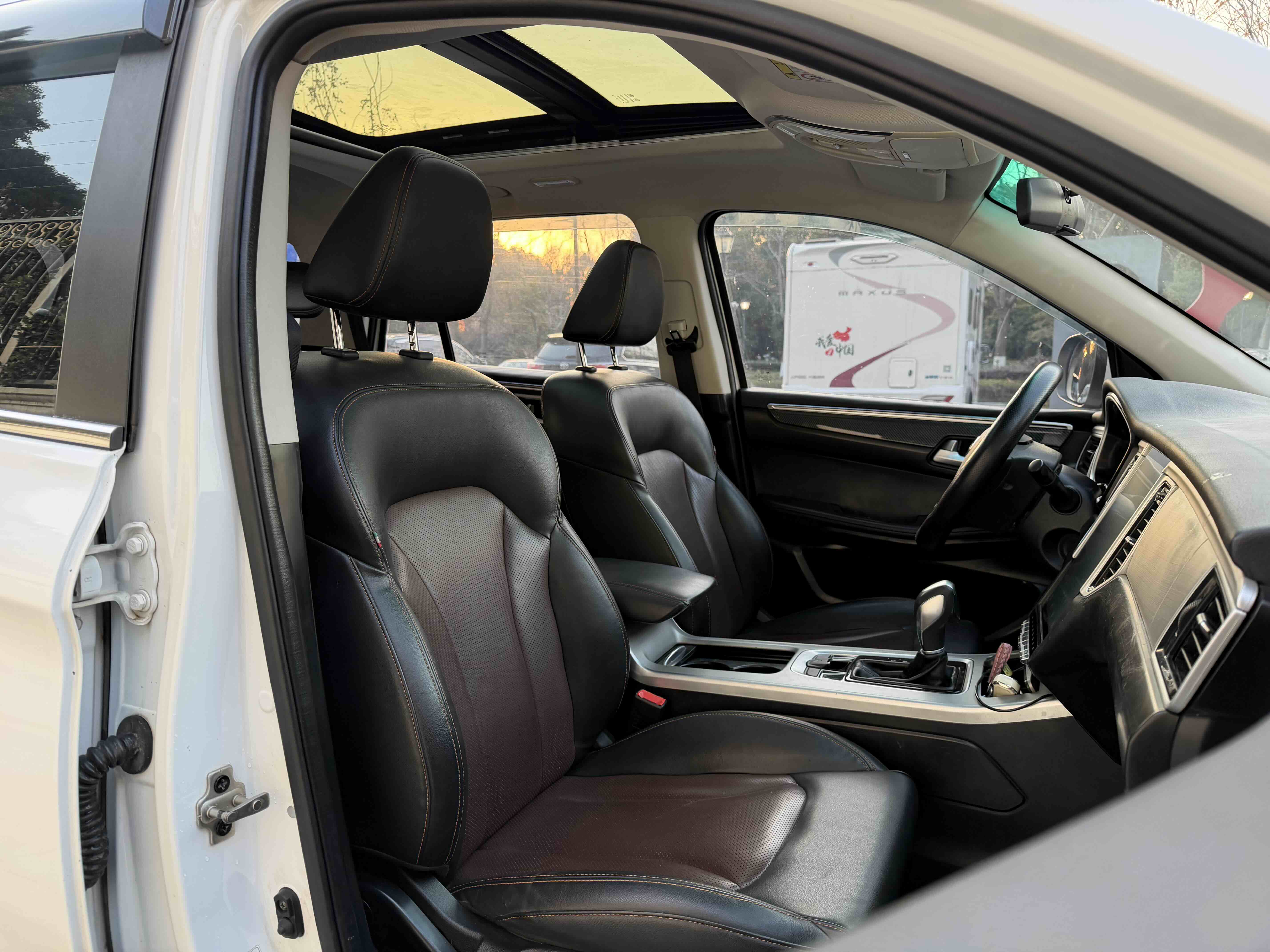 SWM斯威汽车 SWM斯威G05 2020 汽车图片 #13