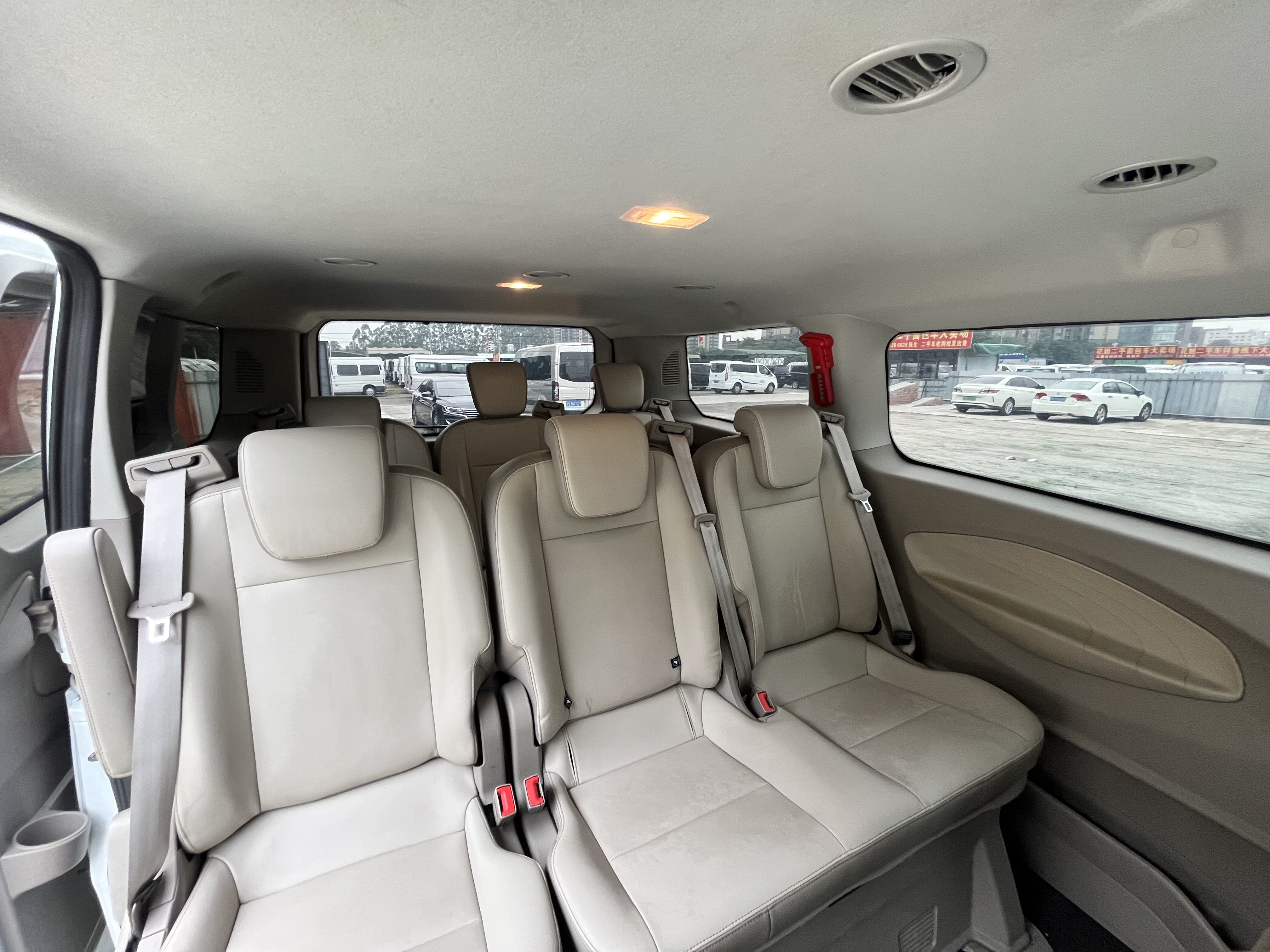 Ford Transit 2020 car image #13