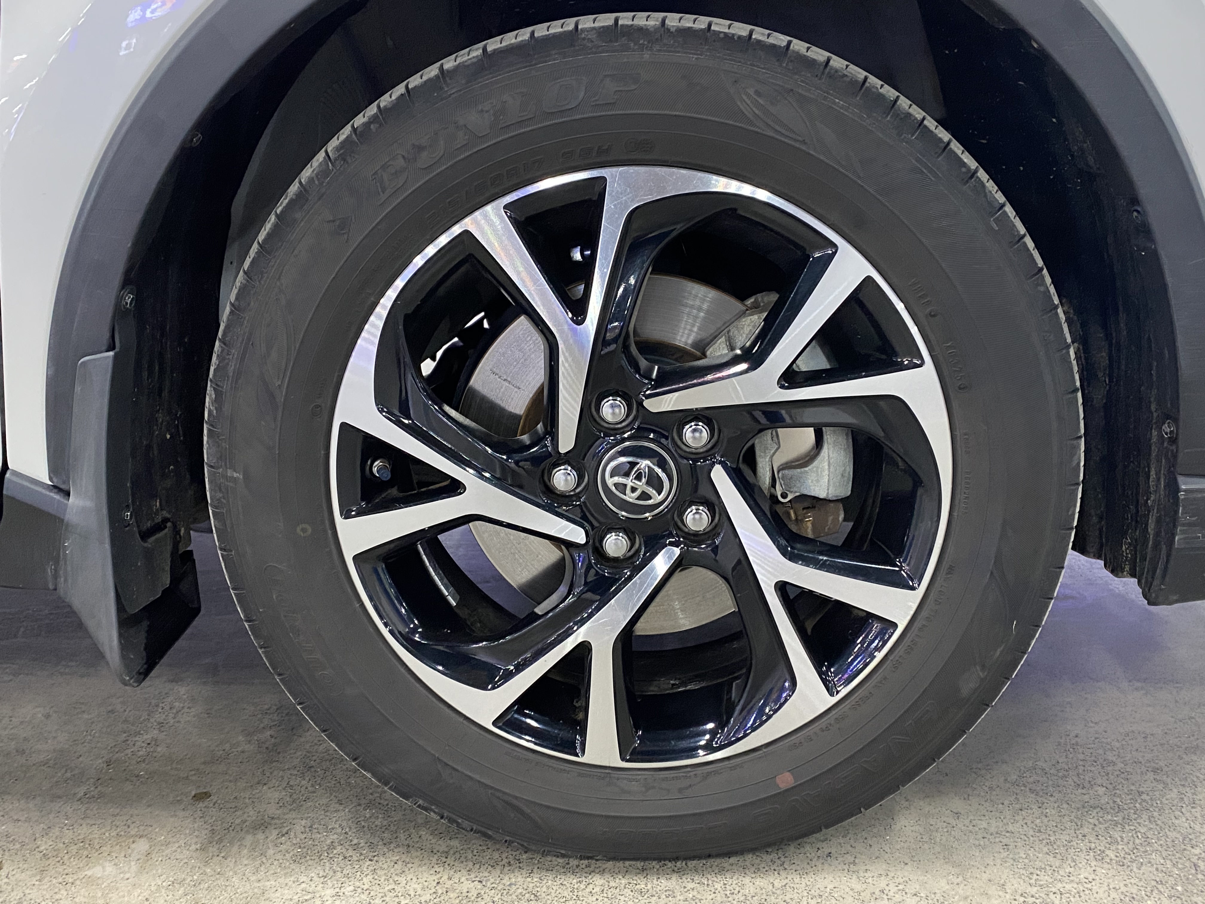 Toyota 2021 #13 Toyota 2021 immagine di auto #13