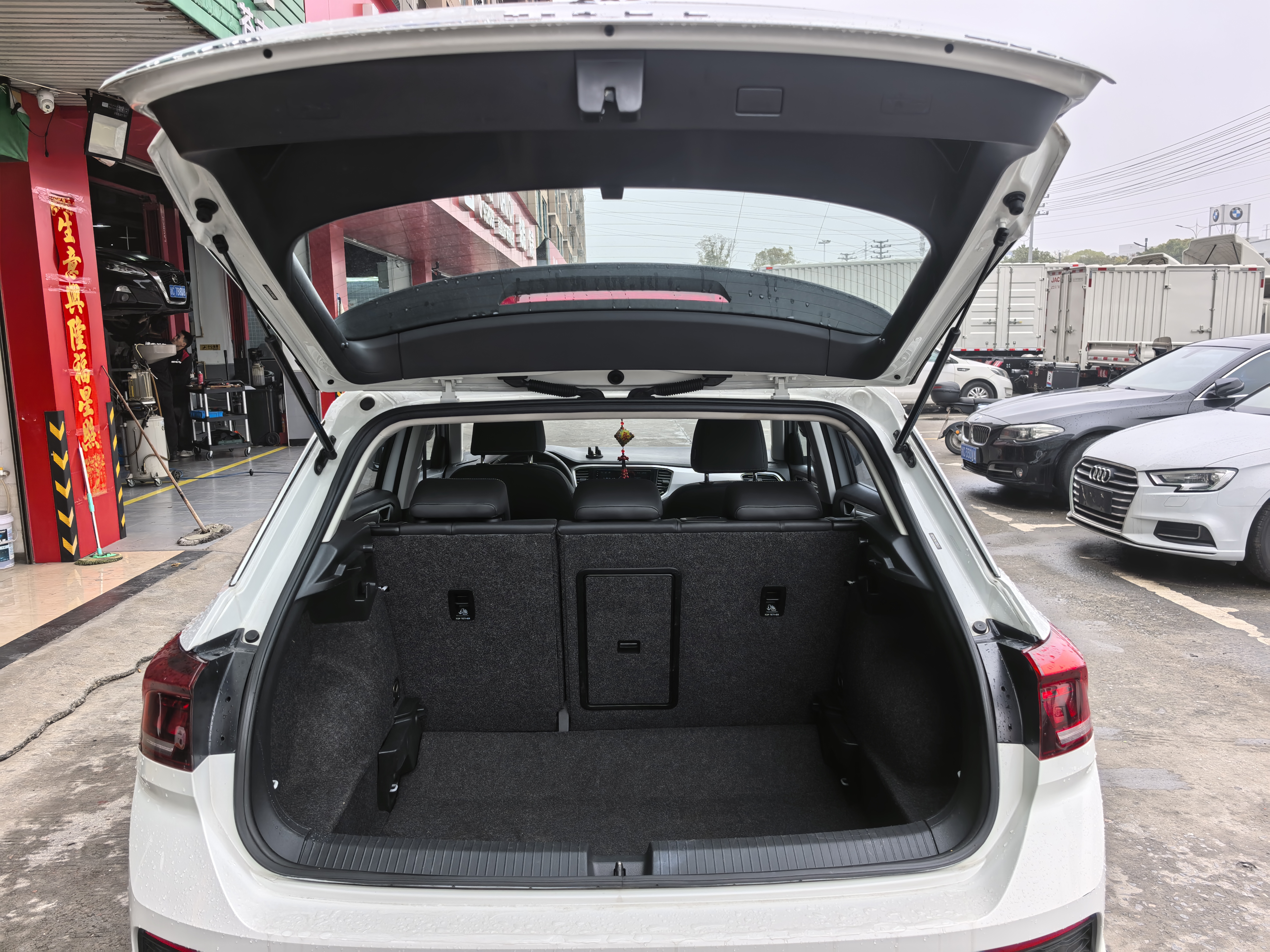 T-Roc 2020 car image #13