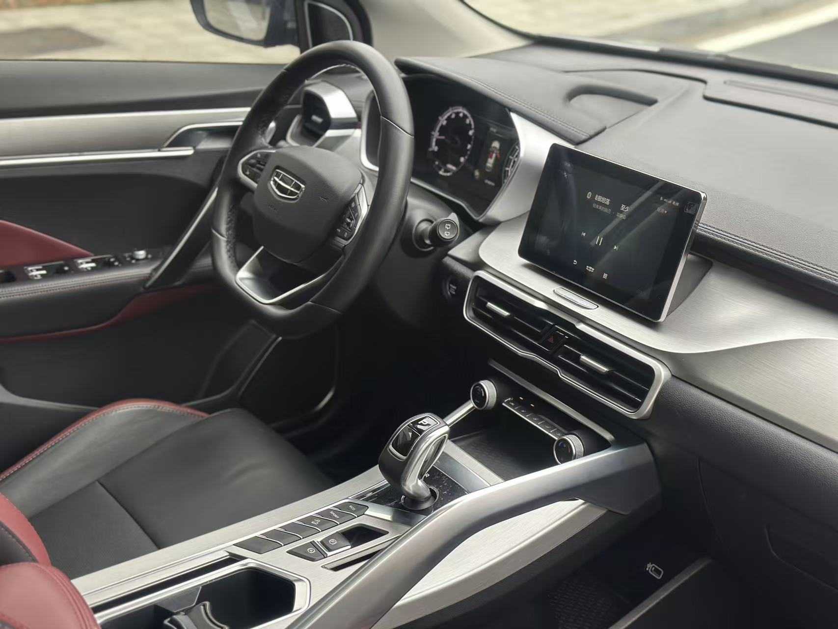 GEELY Coolray 2021 #13 GEELY Coolray 2021 car image #13