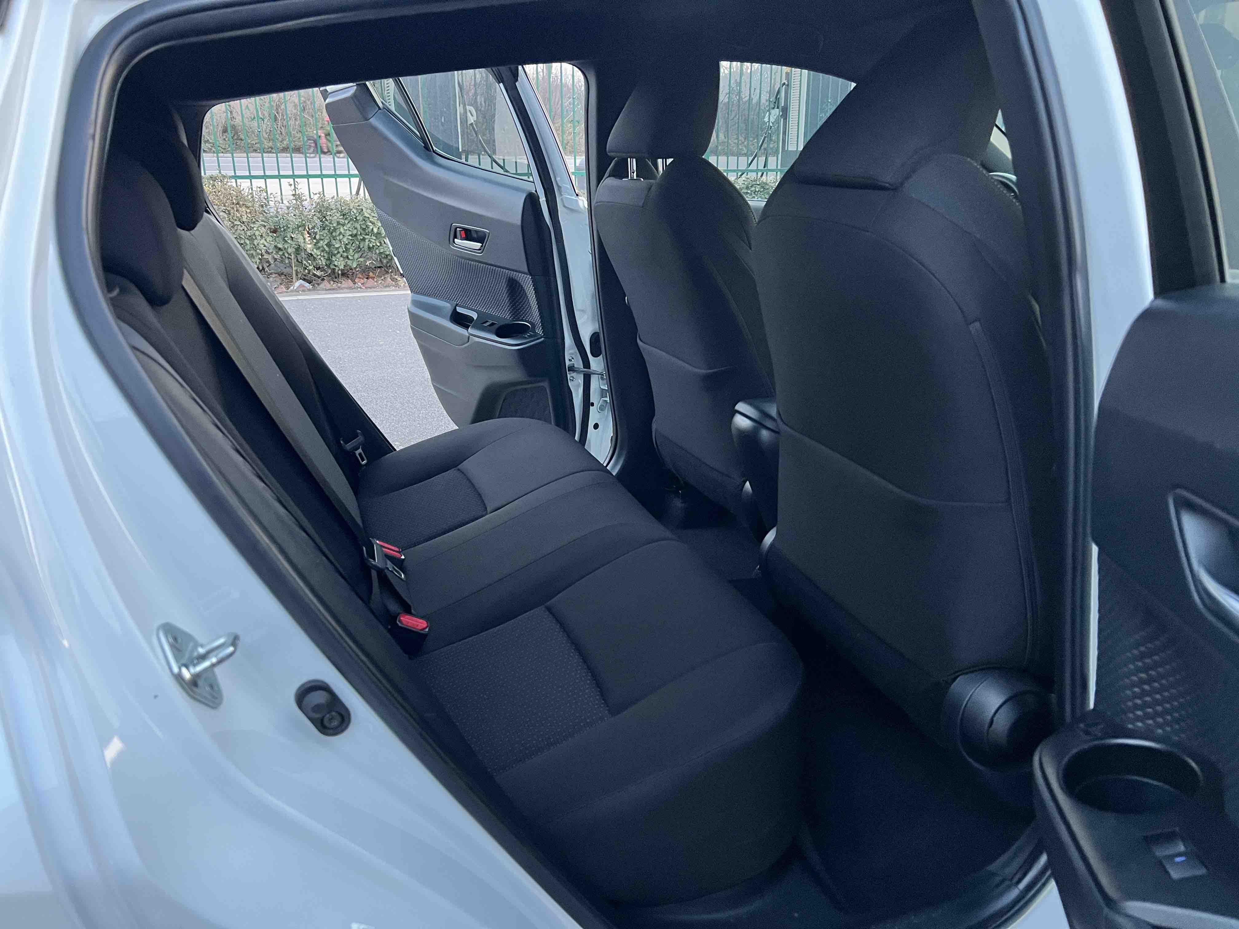 Toyota C-HR EV 2021 car image #13