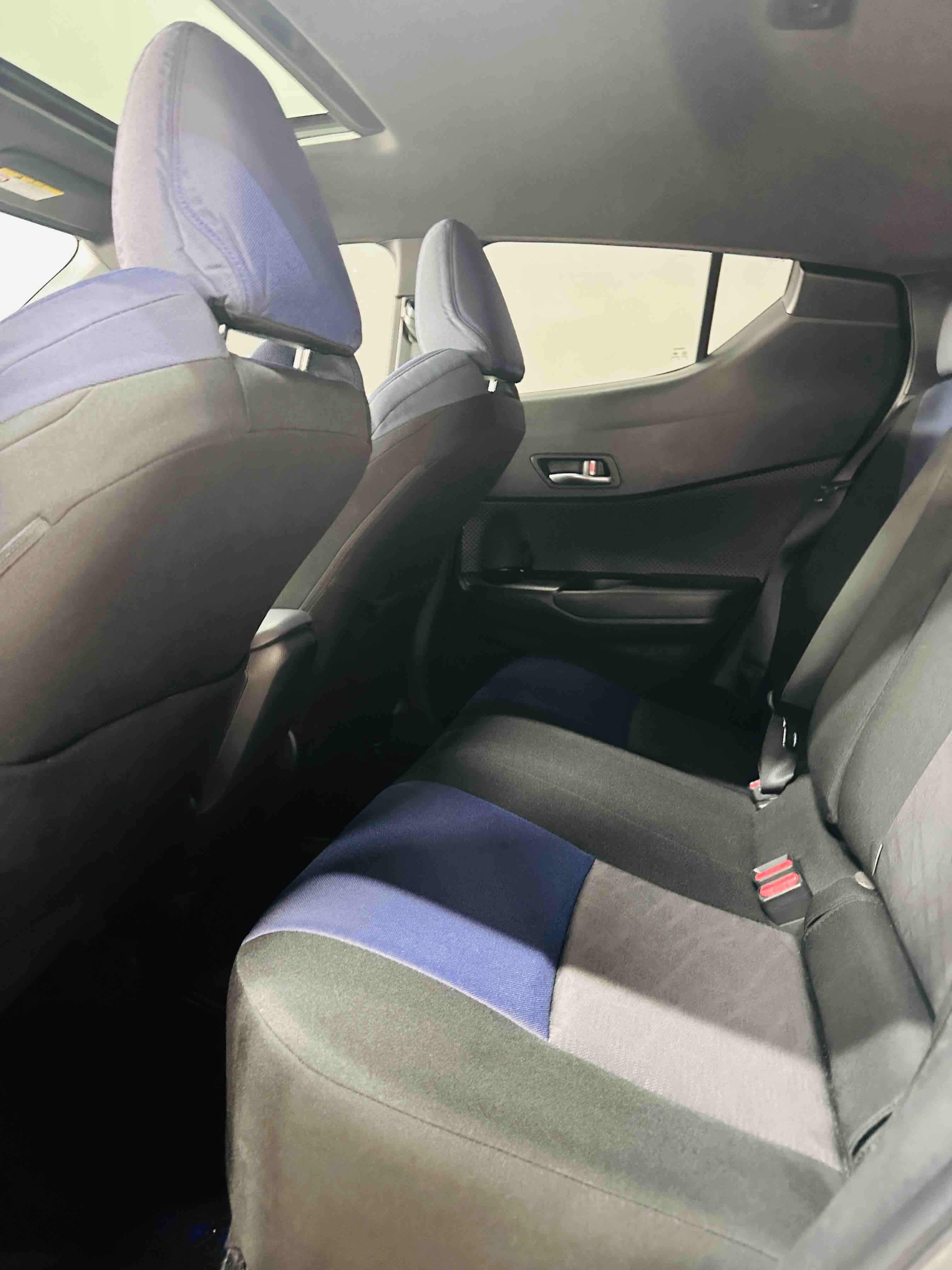 Toyota C-HR EV 2021 immagine di auto #13