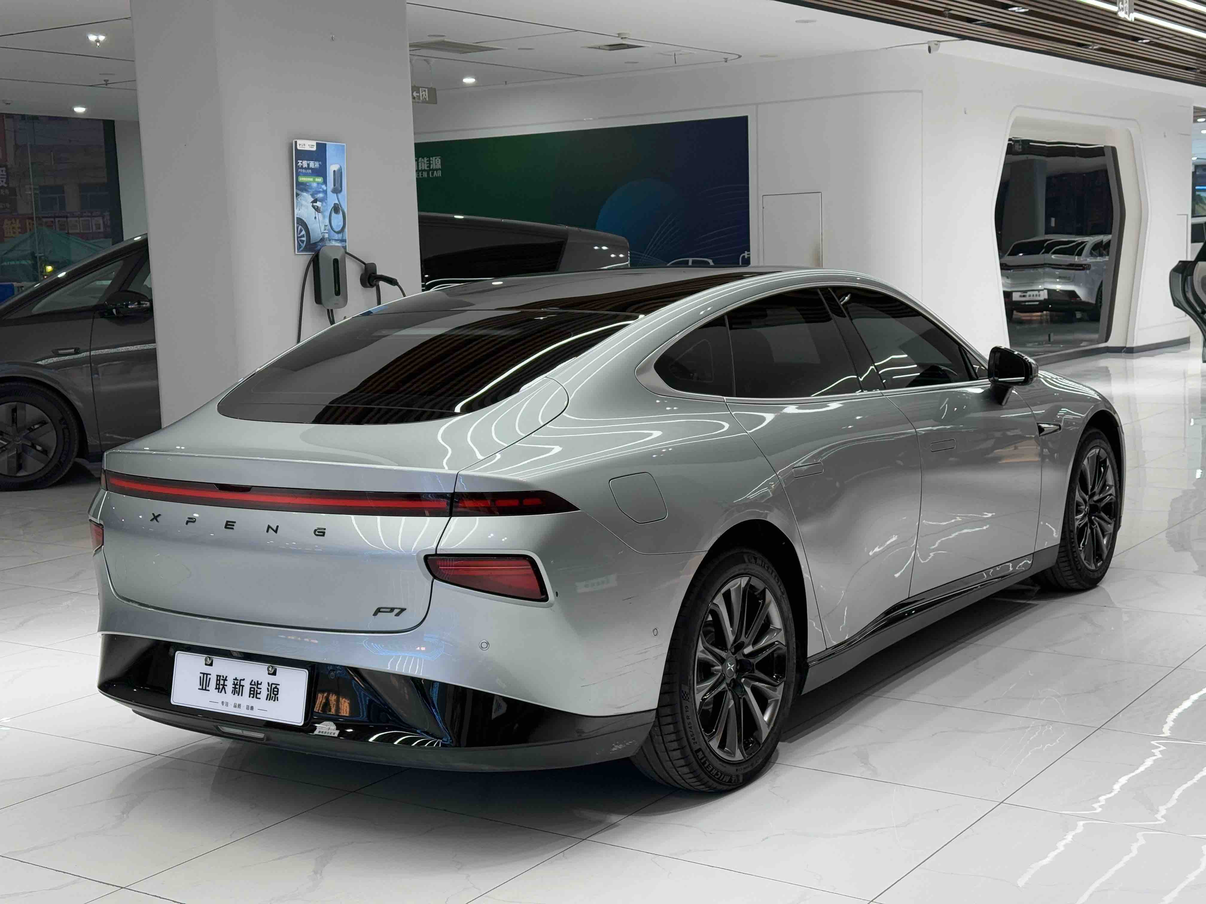 Xpeng P7 2020 imagem de carro #13