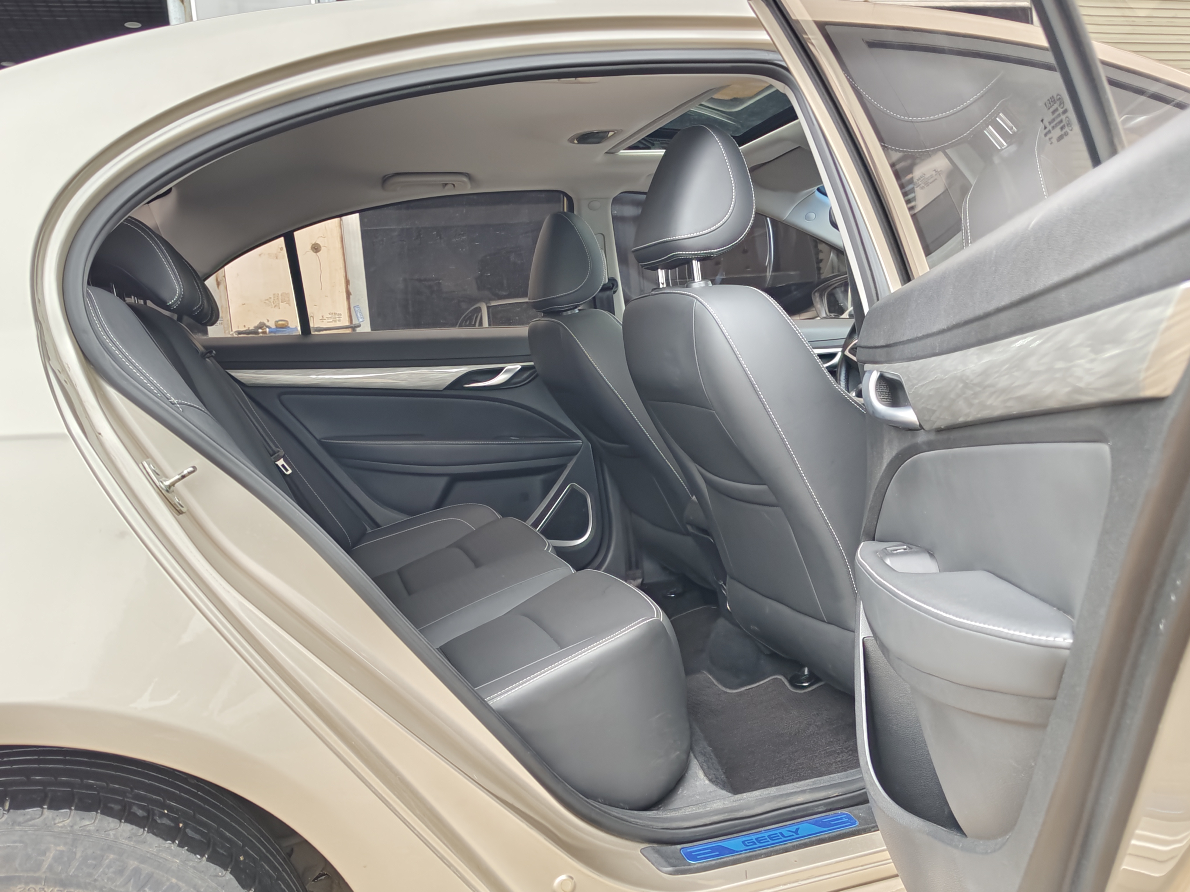 GEELY Emgrand 2020 #13 GEELY Emgrand 2020 car image #13