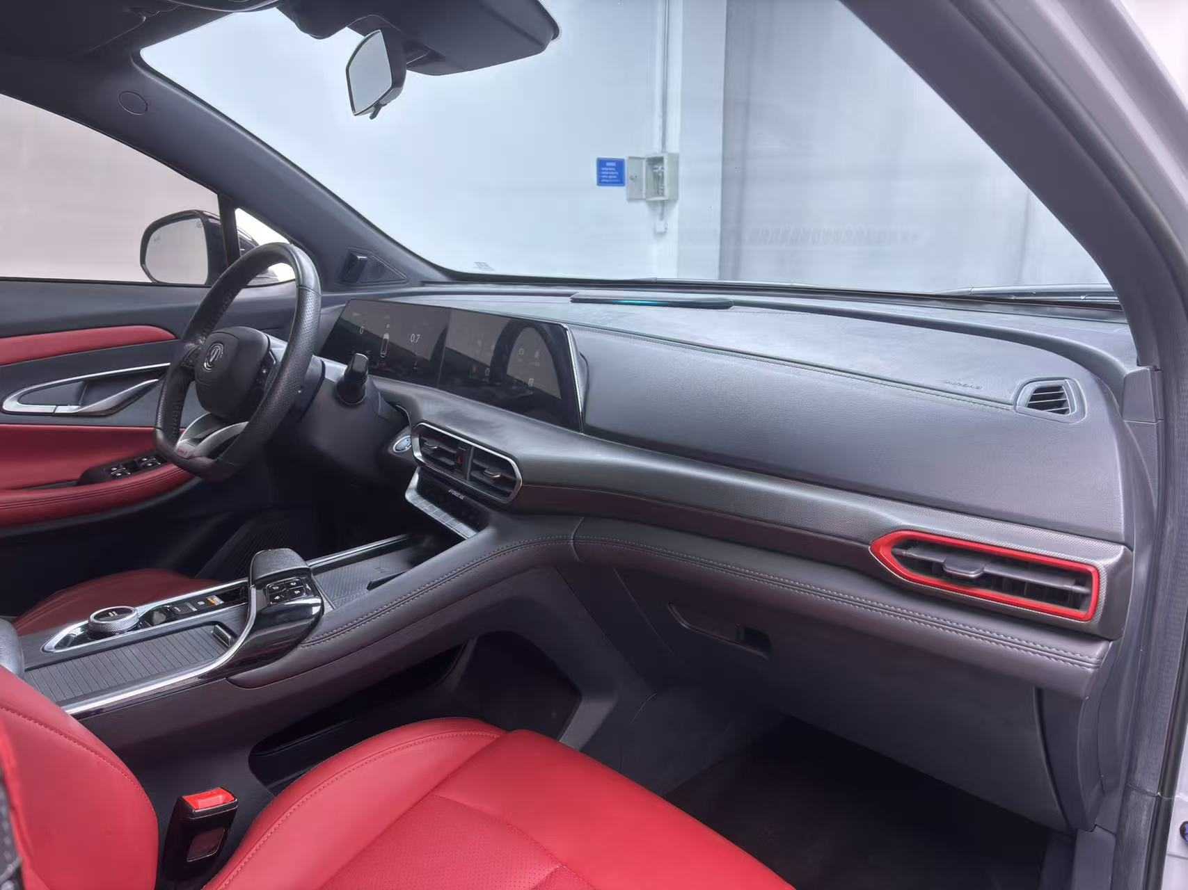 Changan UNI-T 2021 car image #13