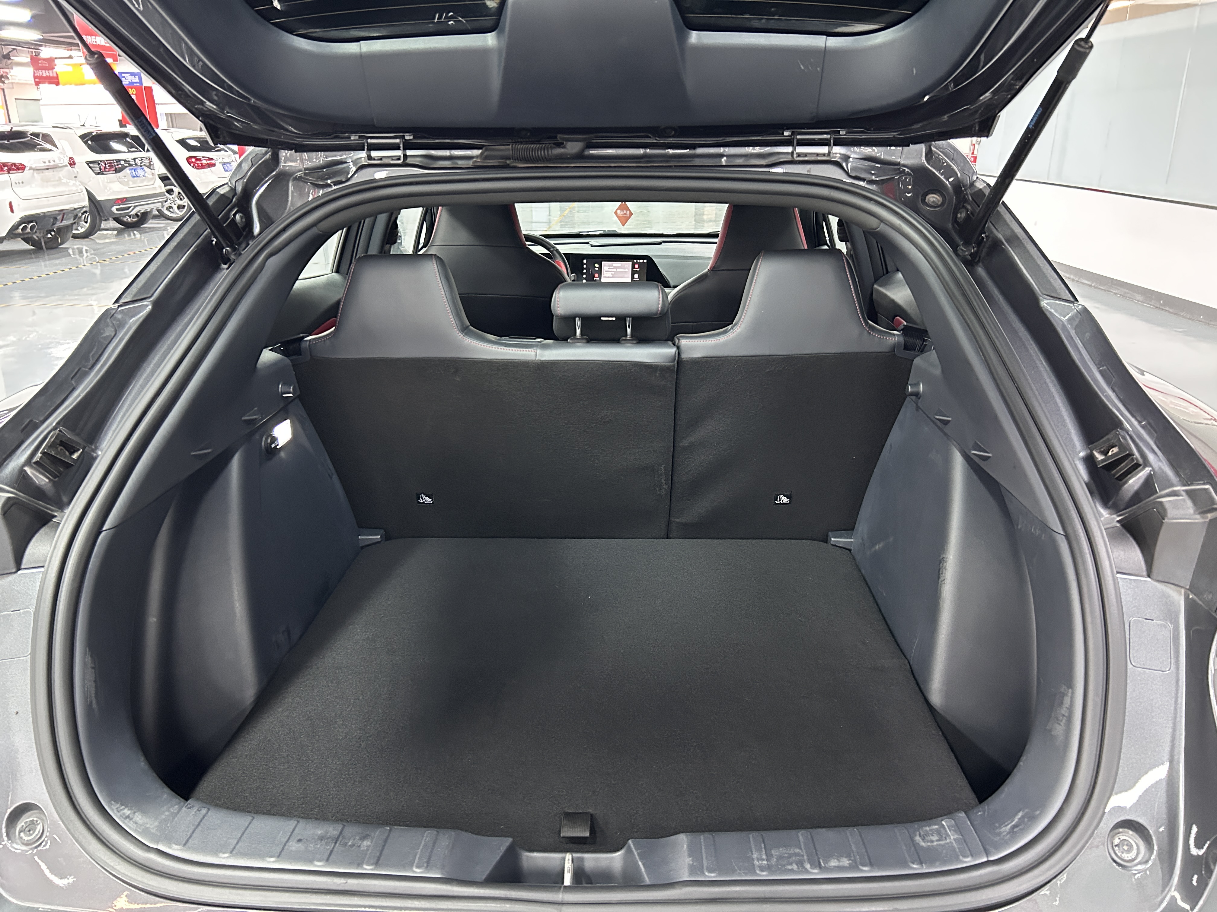 Changan UNI-T 2021 immagine di auto #13