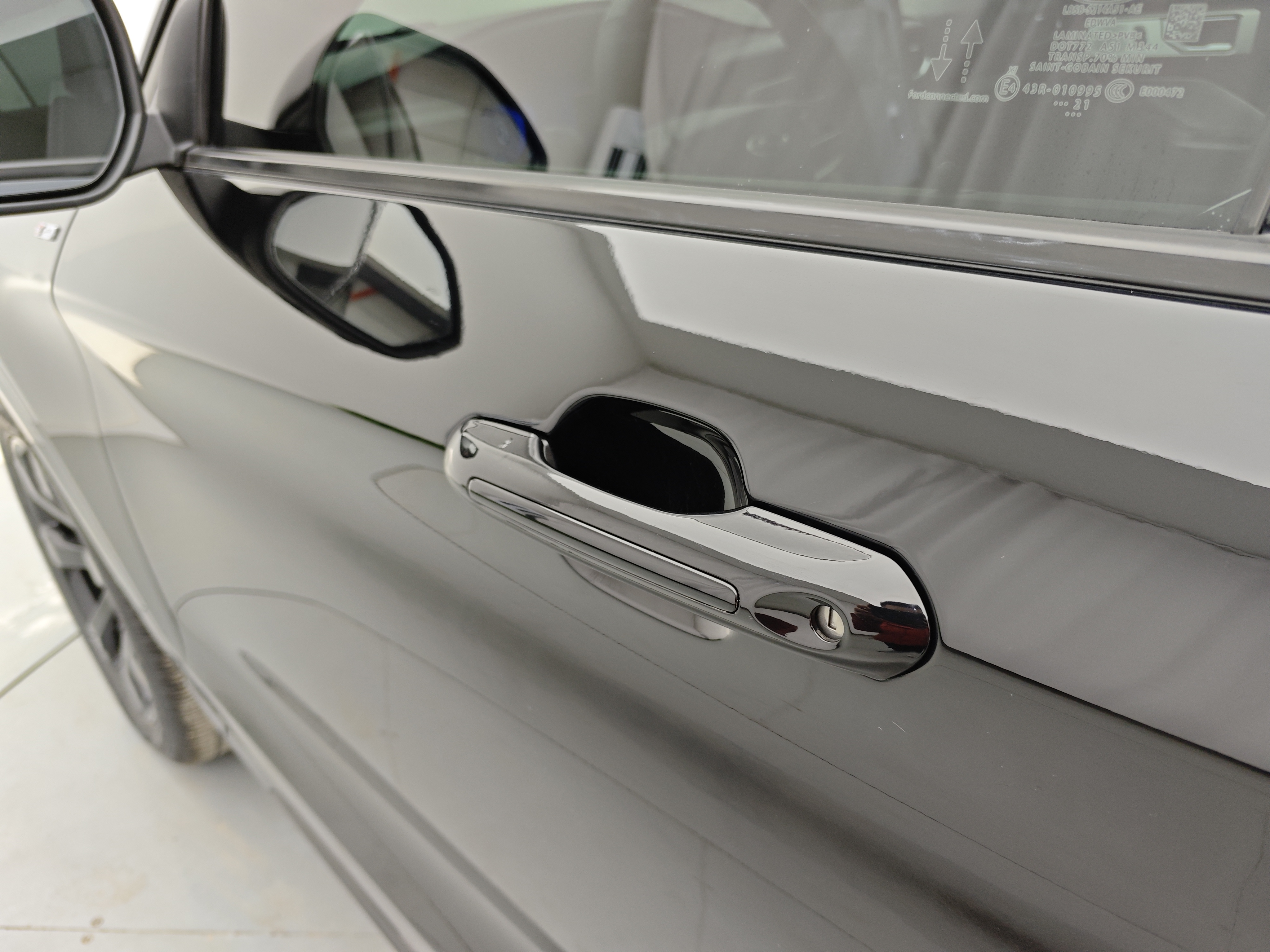 Ford Explorer 2021 car image #13