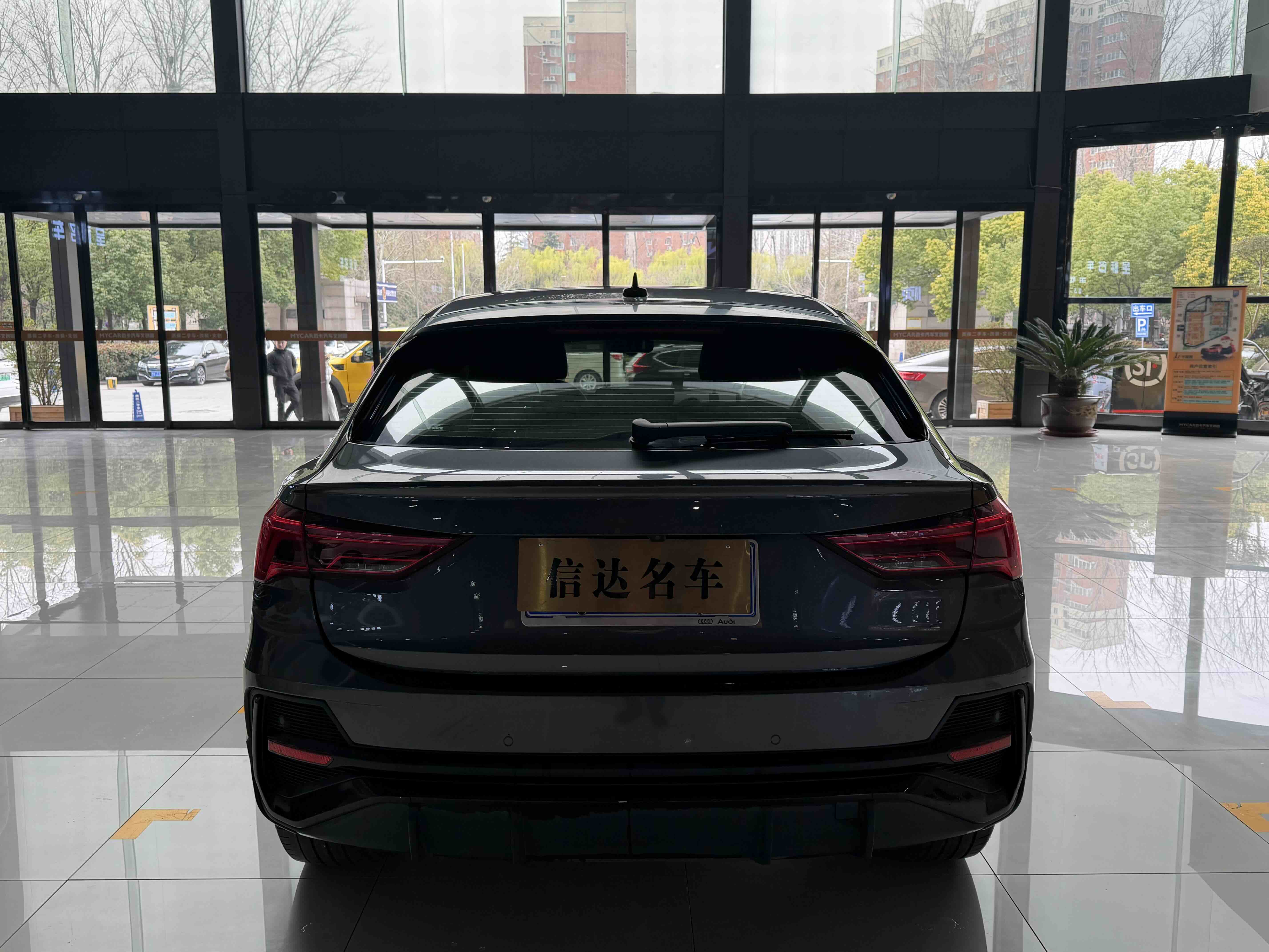 Audi Q3 Sportback 2021 imagen de coche #13