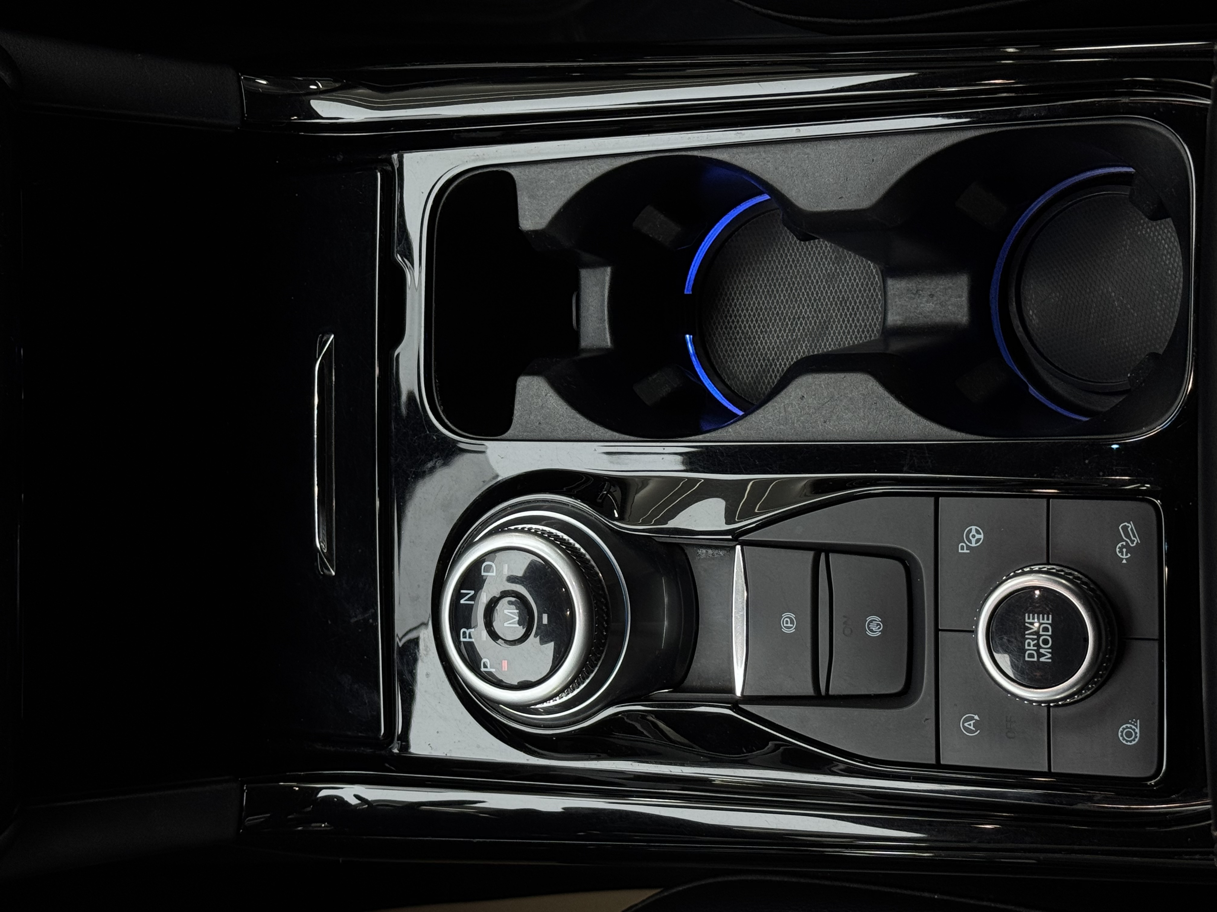 Ford Explorer 2020 #13 Ford Explorer 2020 car image #13