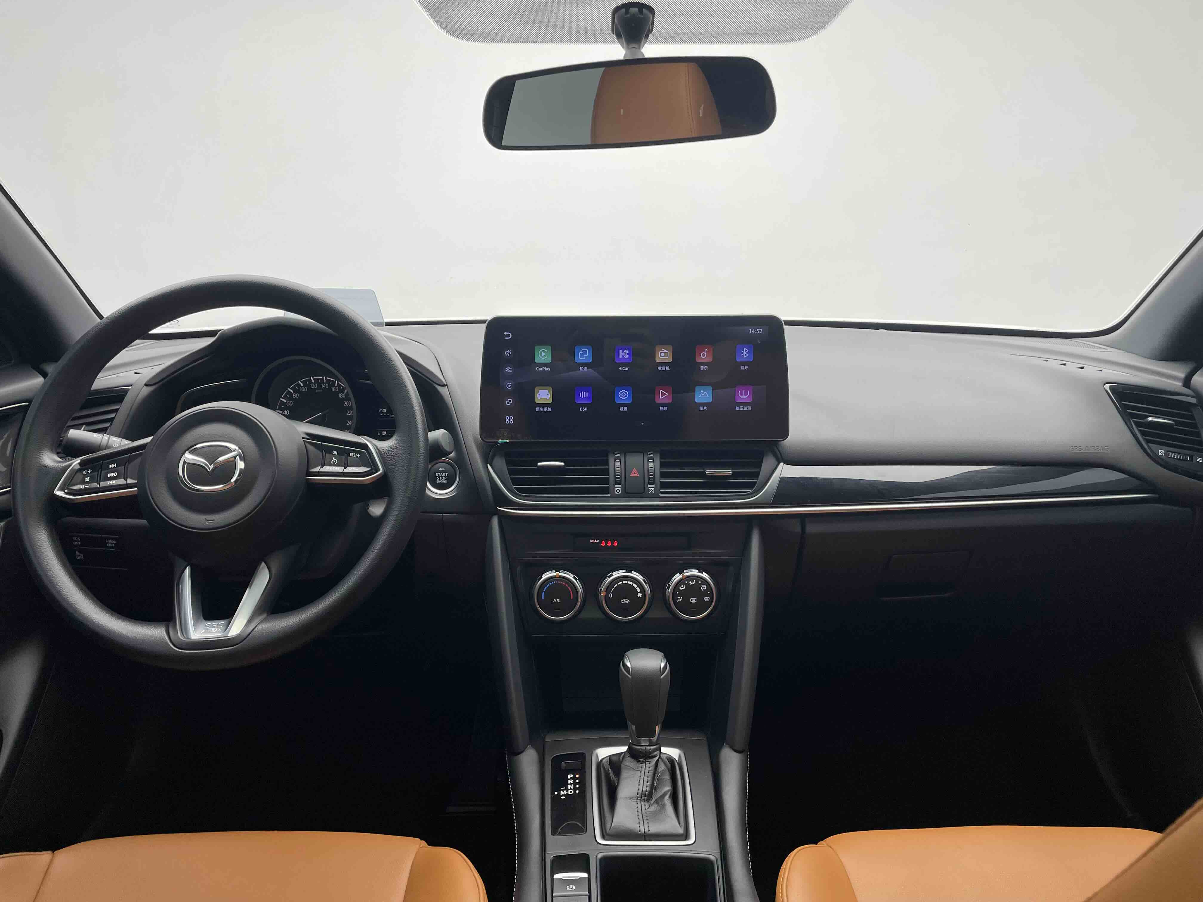 Mazda CX-4 2023 car image #13