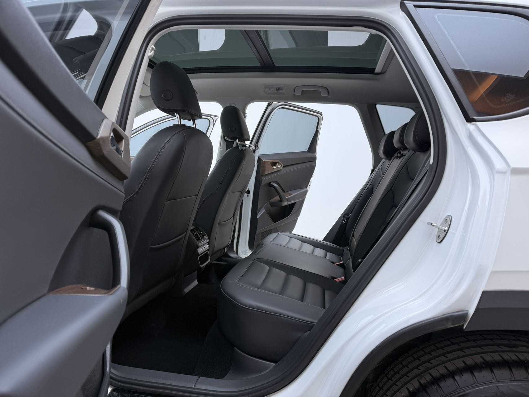 Volkswagen Tharu 2021 #13 Volkswagen Tharu 2021 car image #13