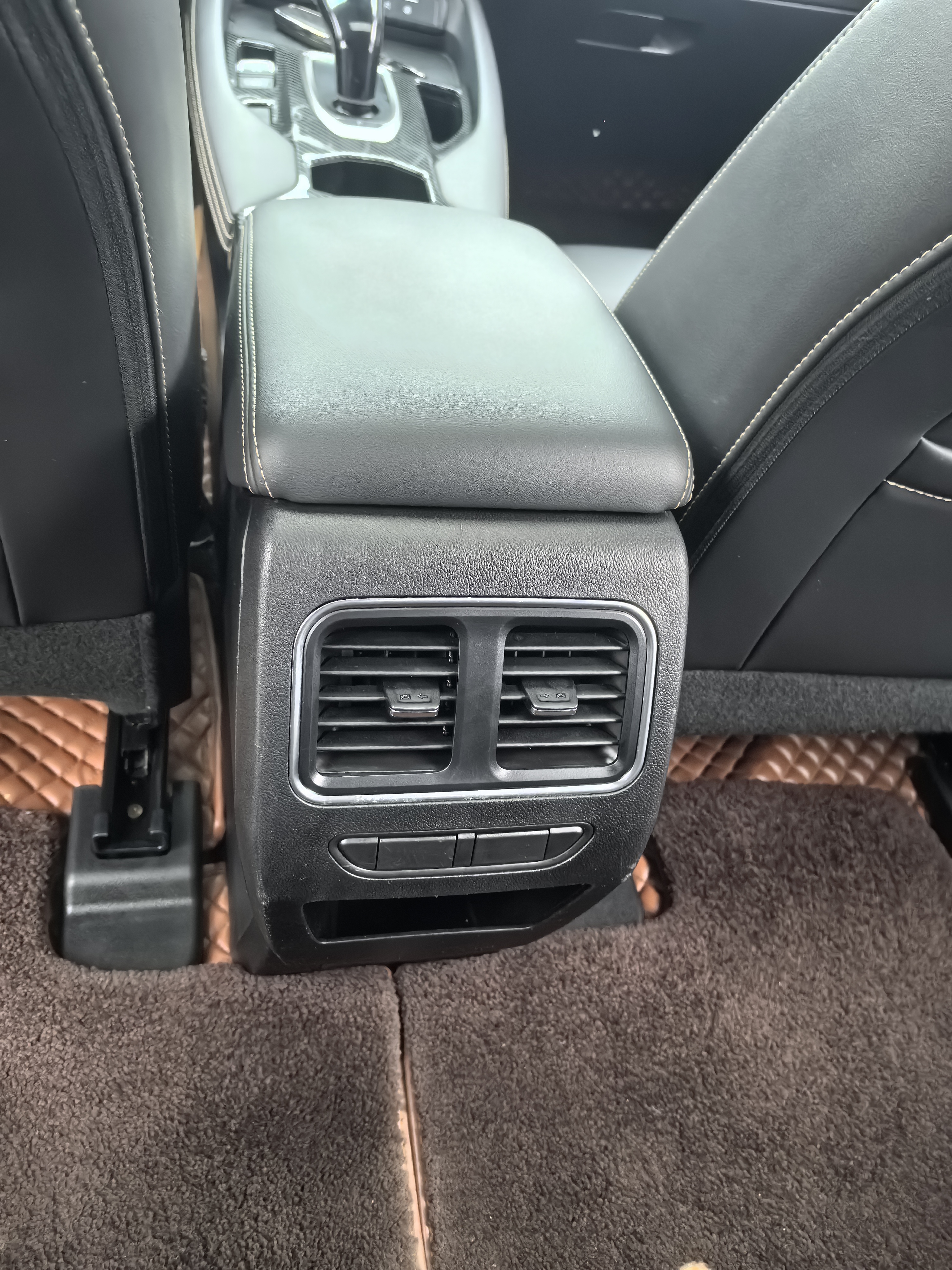 Haval F7x 2021 car image #13