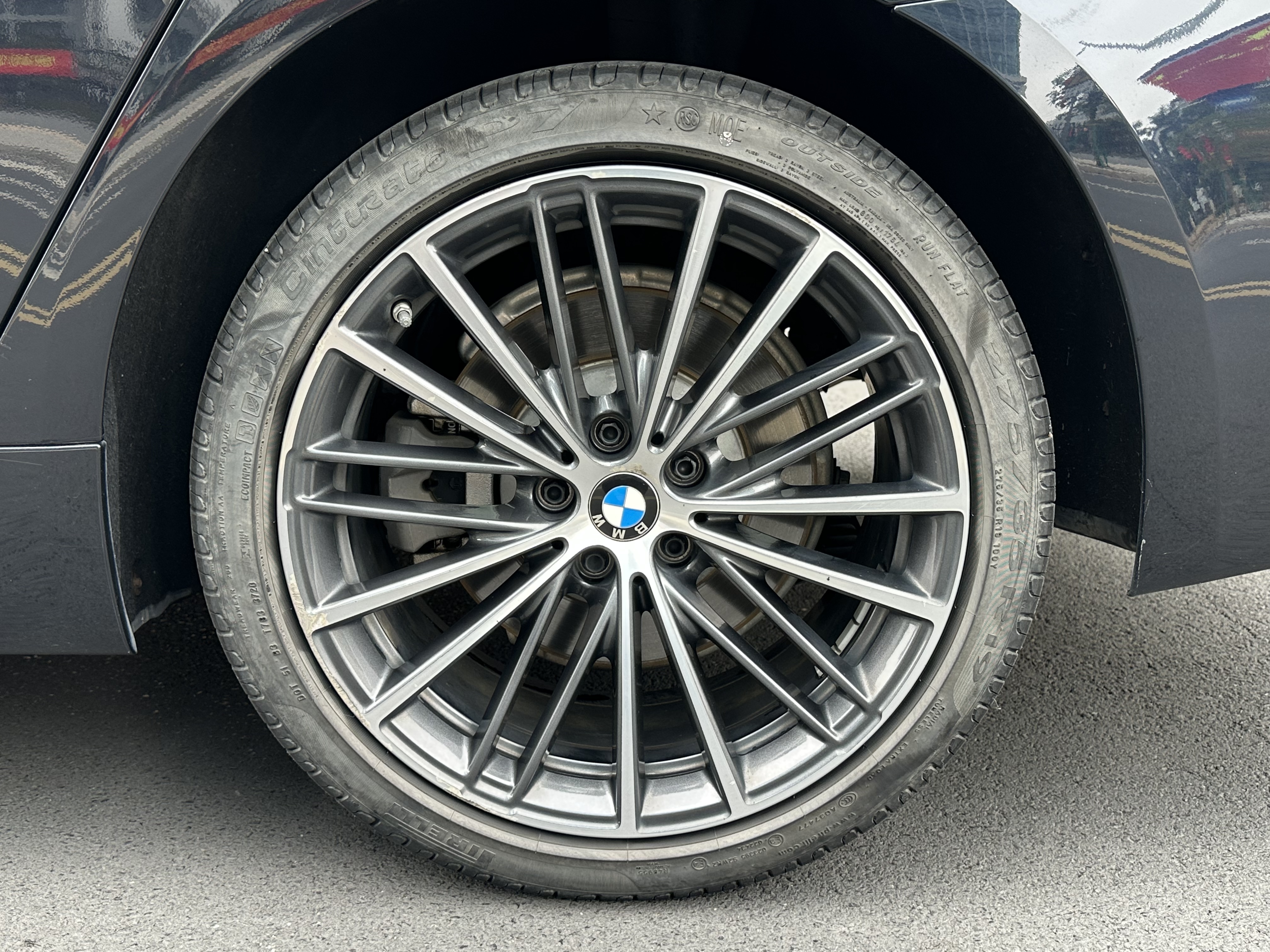 BMW 5 Series 2020 car image #13