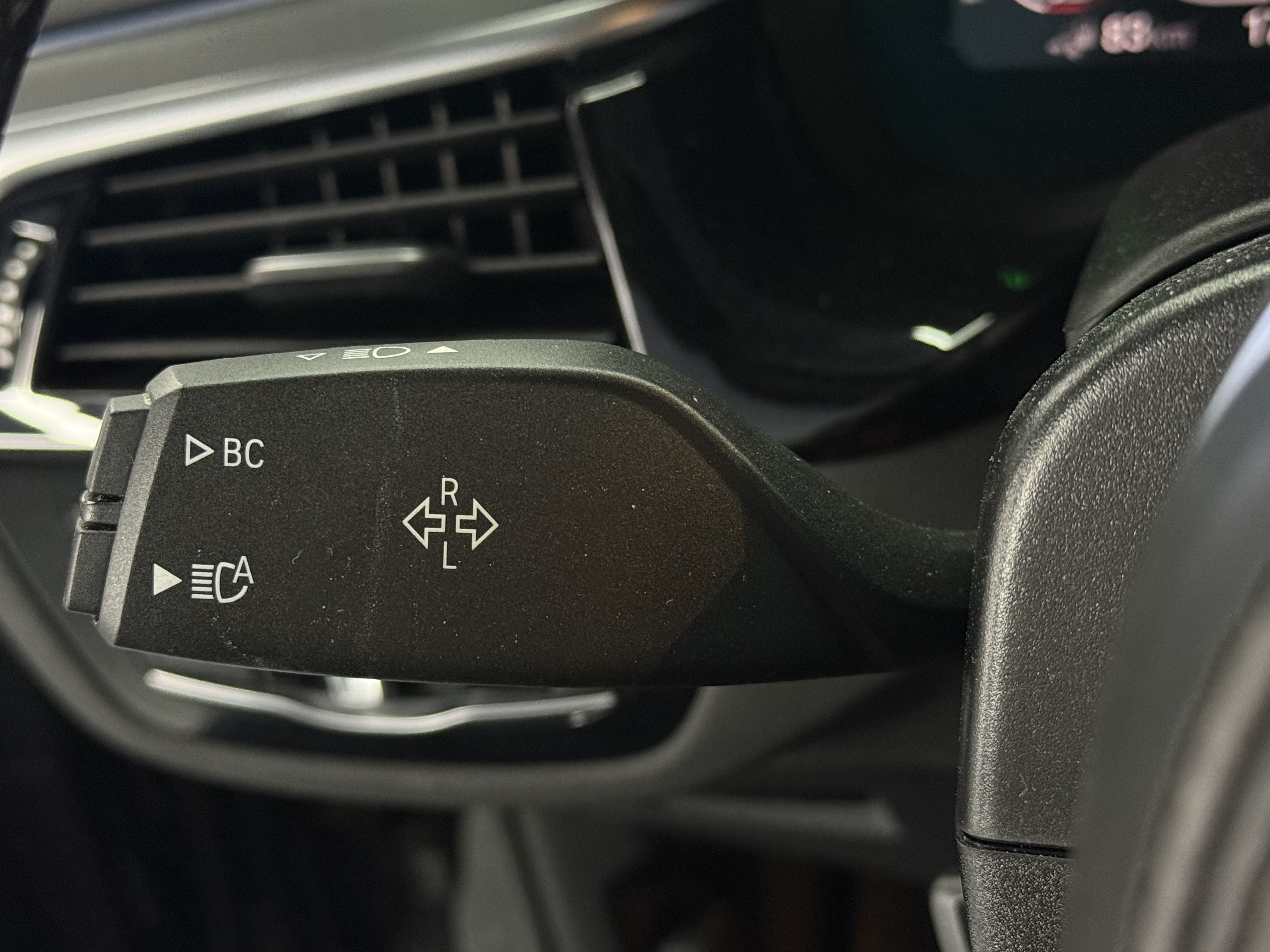 BMW 5 Series New Energy 2021 car image #13