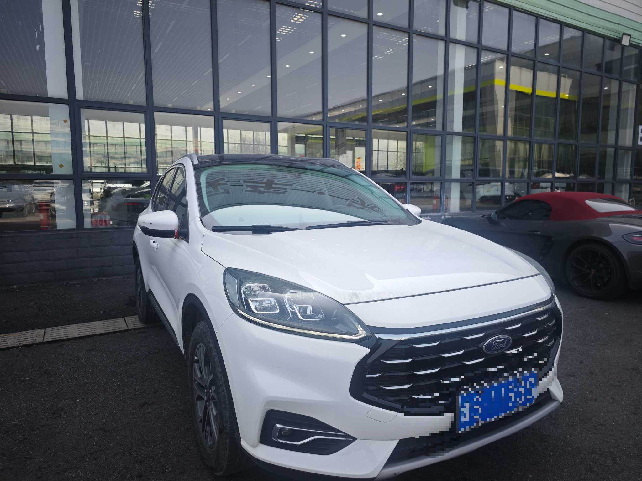 Ford Escape 2022 immagine di auto #13