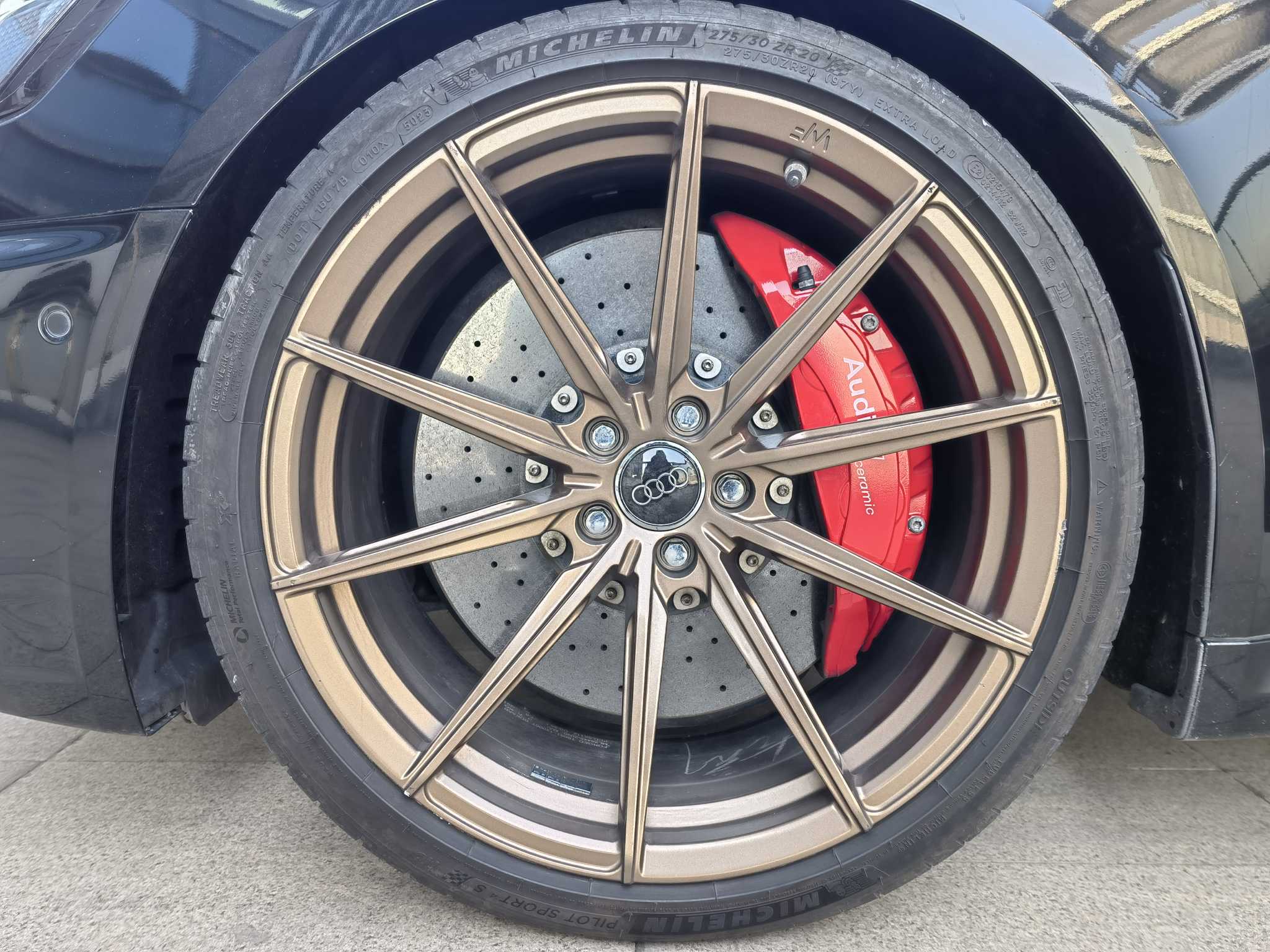 Audi RS 4 2021 car image #13