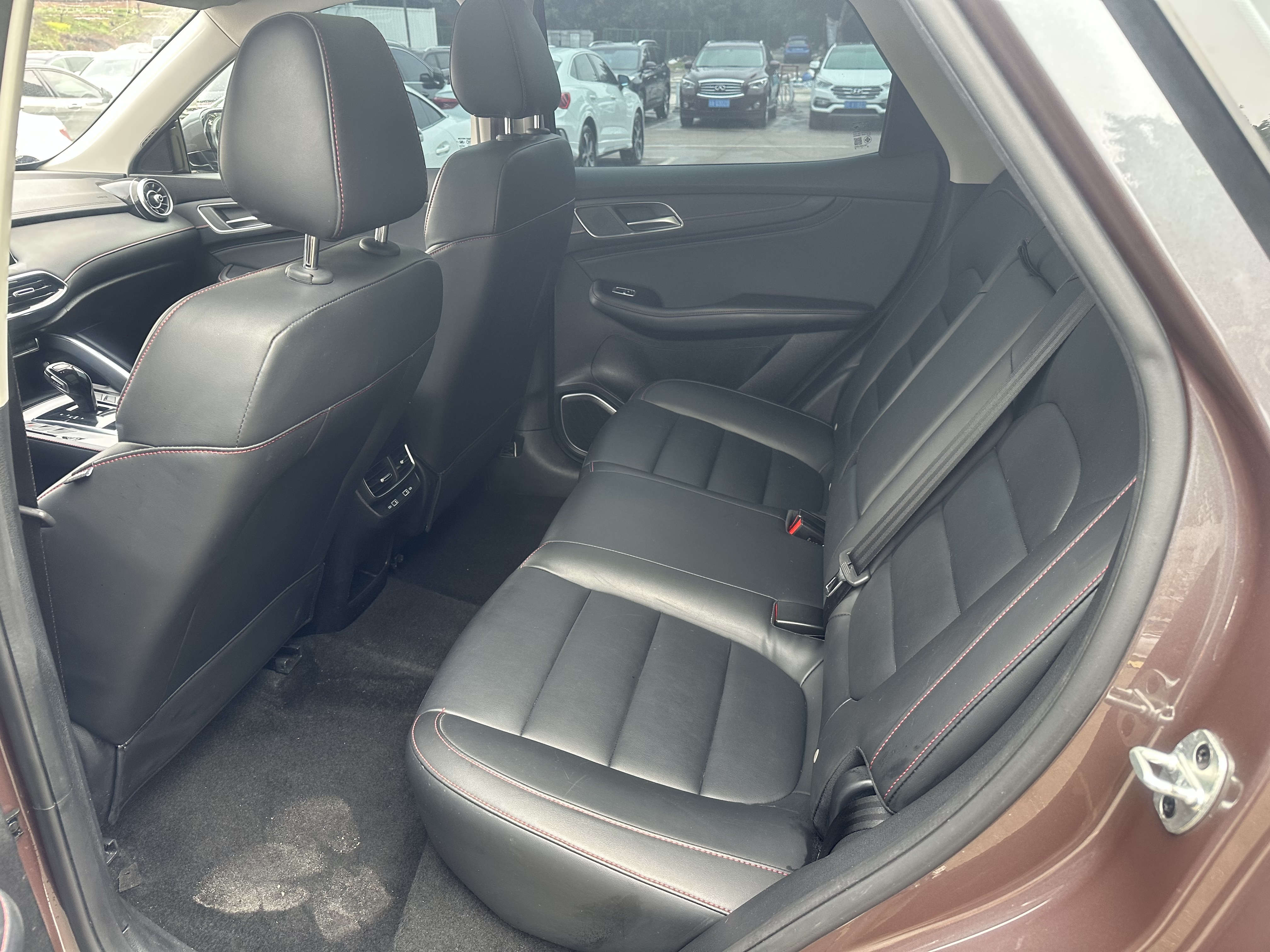 MG Pilot 2022 car image #13