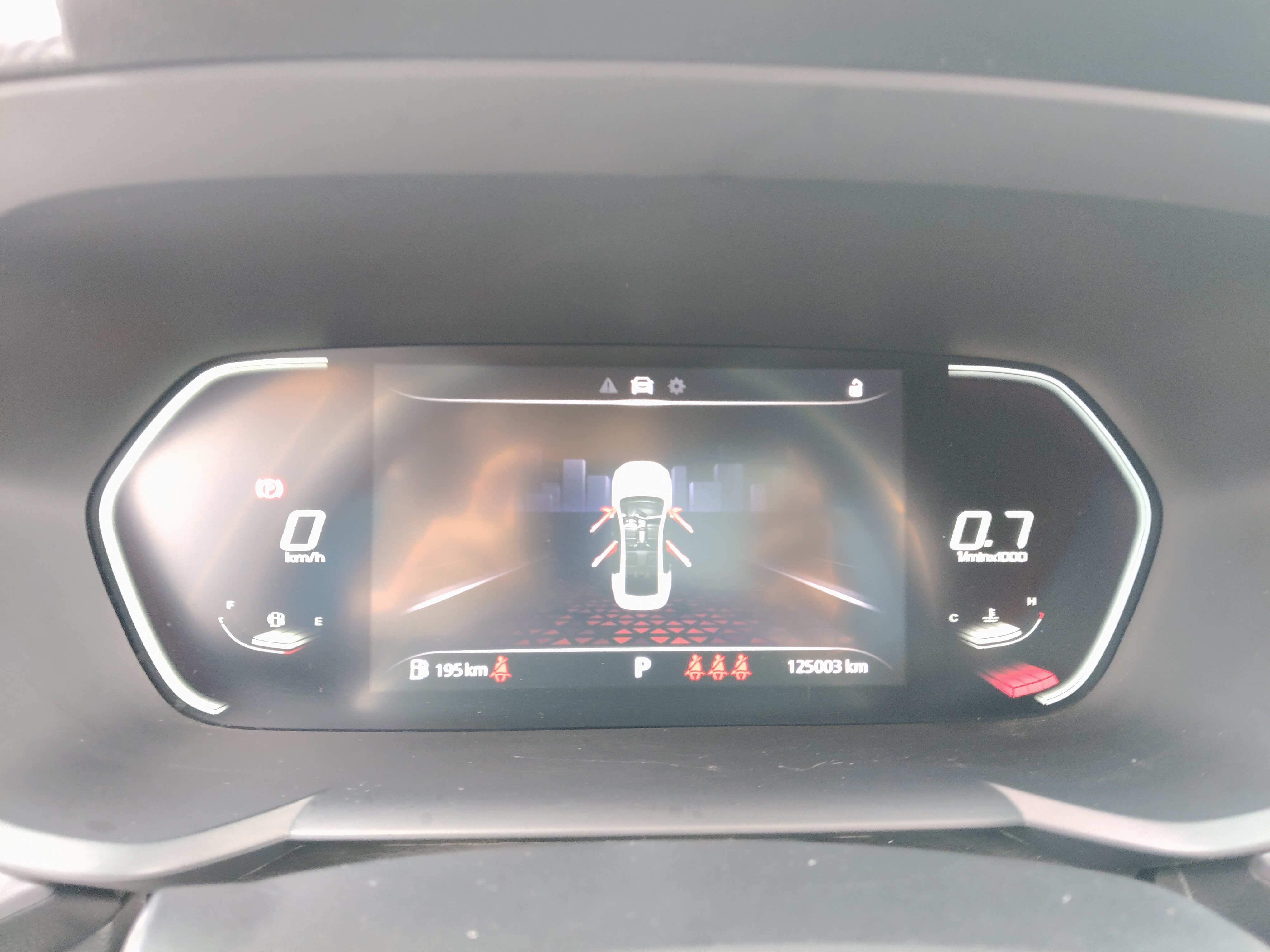 5 2022 immagine di auto #13