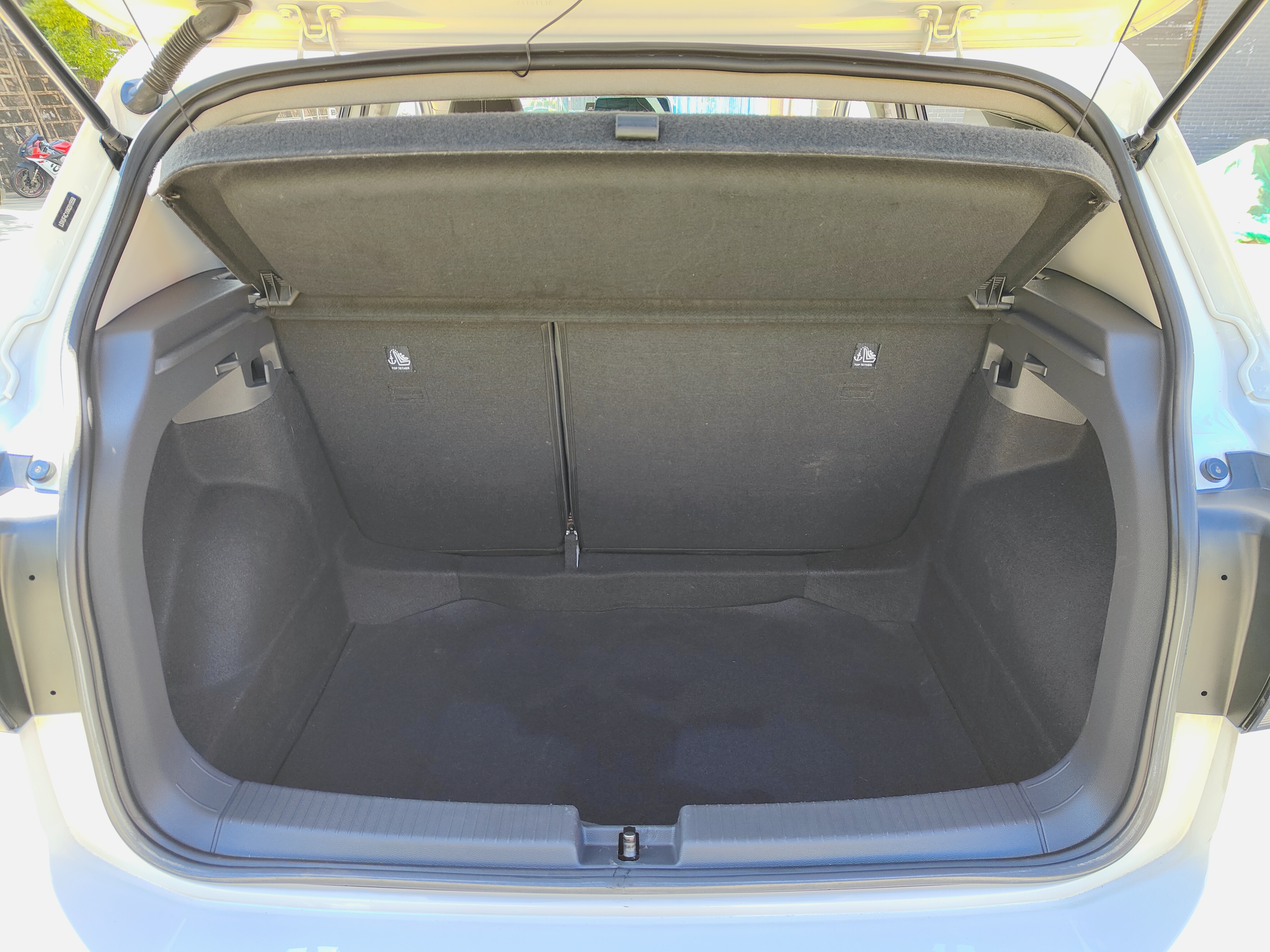 Volkswagen T-Cross 2021 car image #13