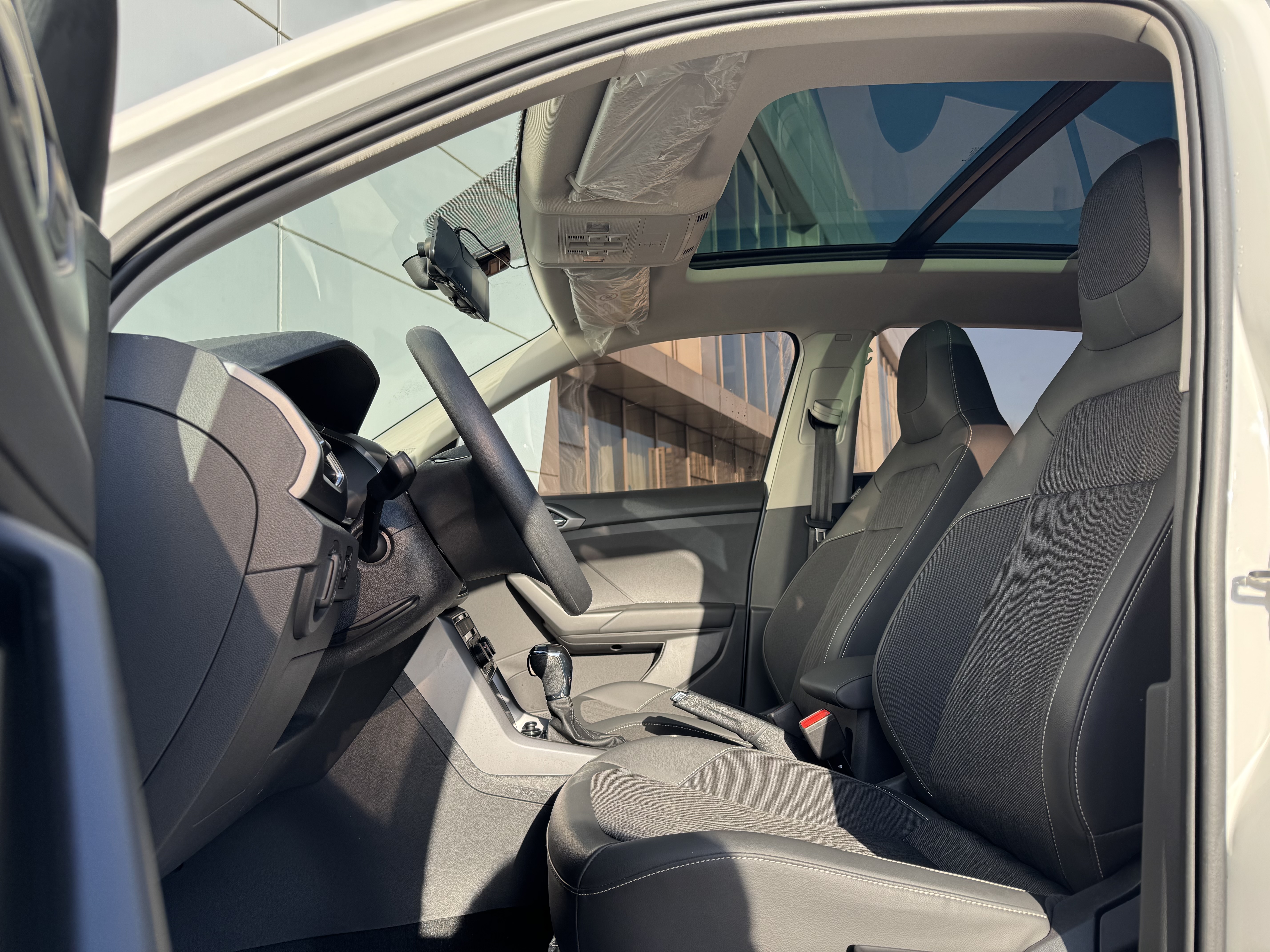 Volkswagen T-Cross 2021 #13 Volkswagen T-Cross 2021 car image #13