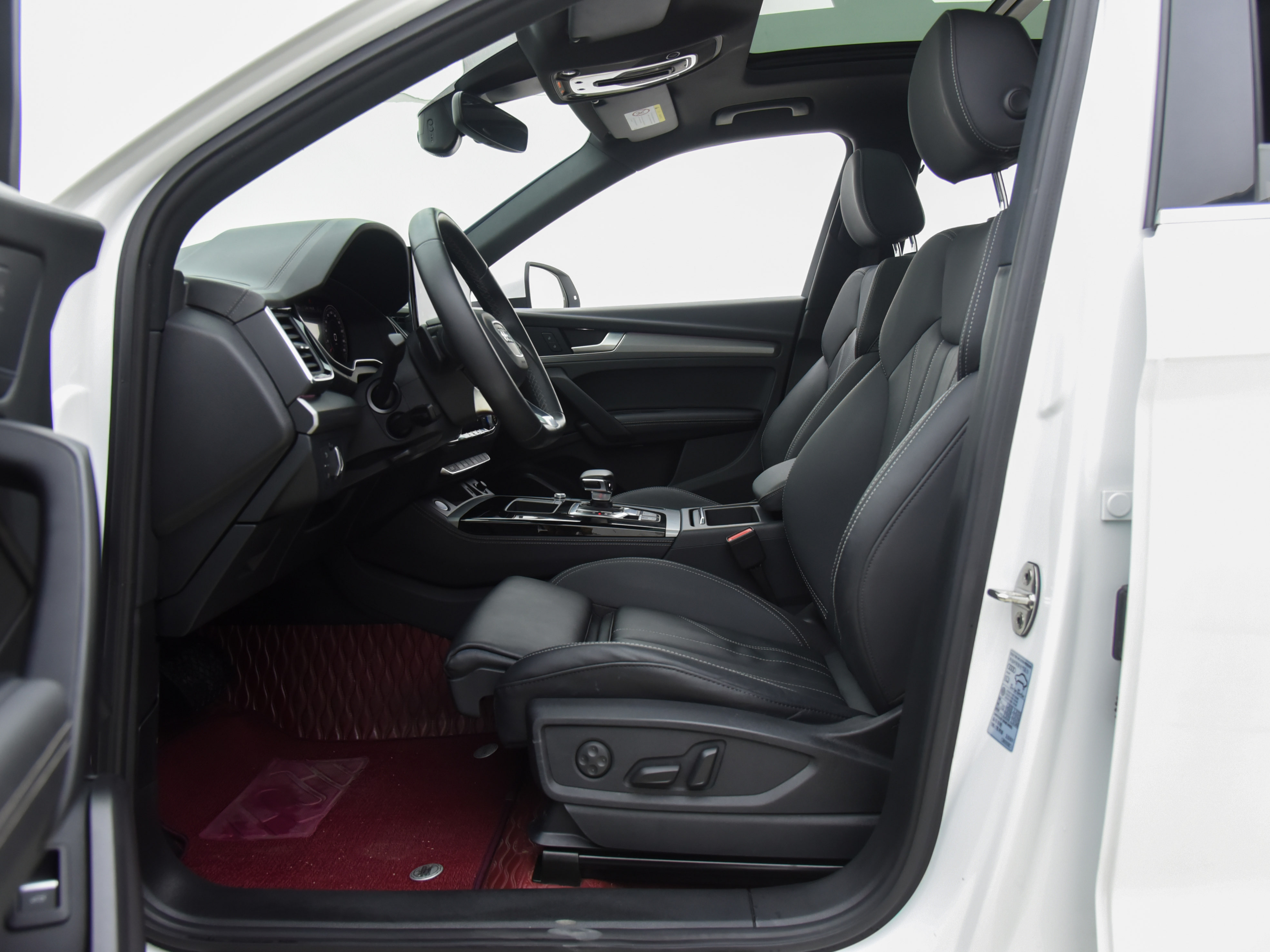 Audi Q5L Sportback 2022 car image #13