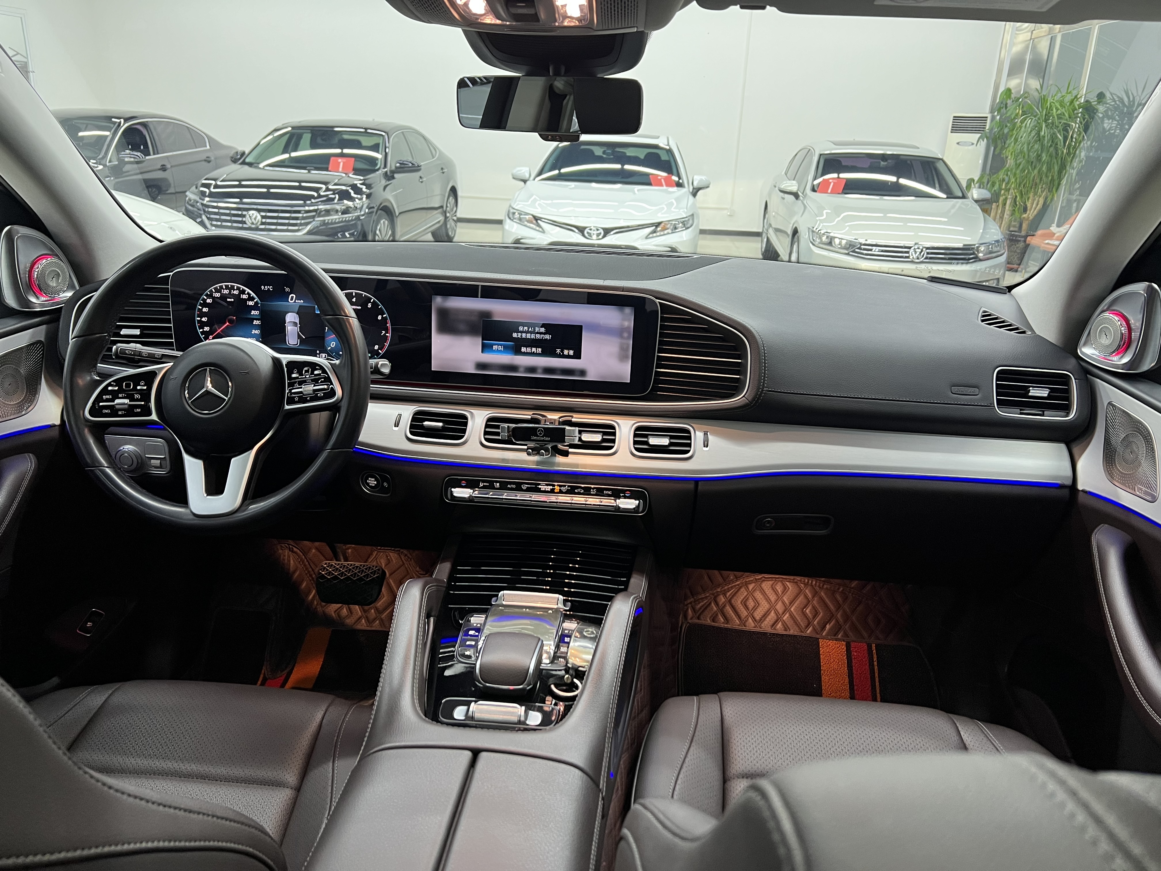 Mercedes-Benz GLE Class 2021 car image #13