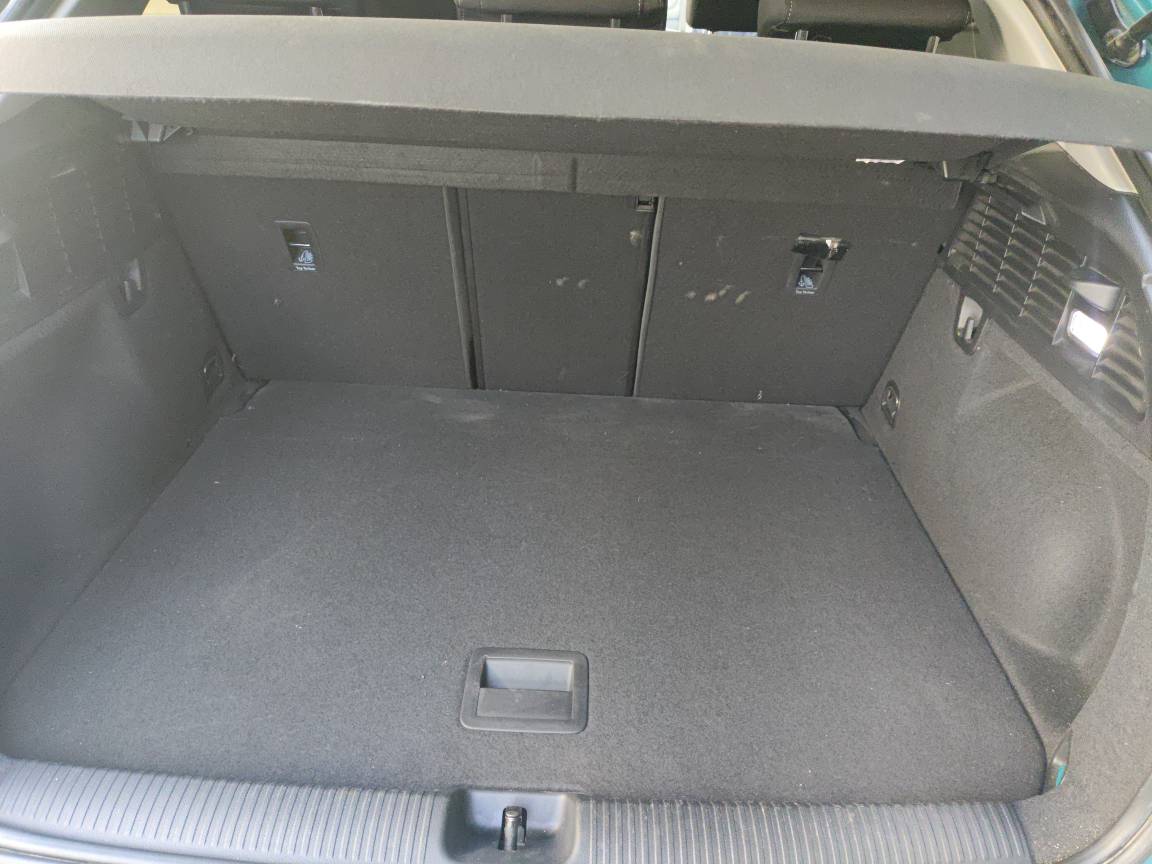 Q2L 2021 car image #13