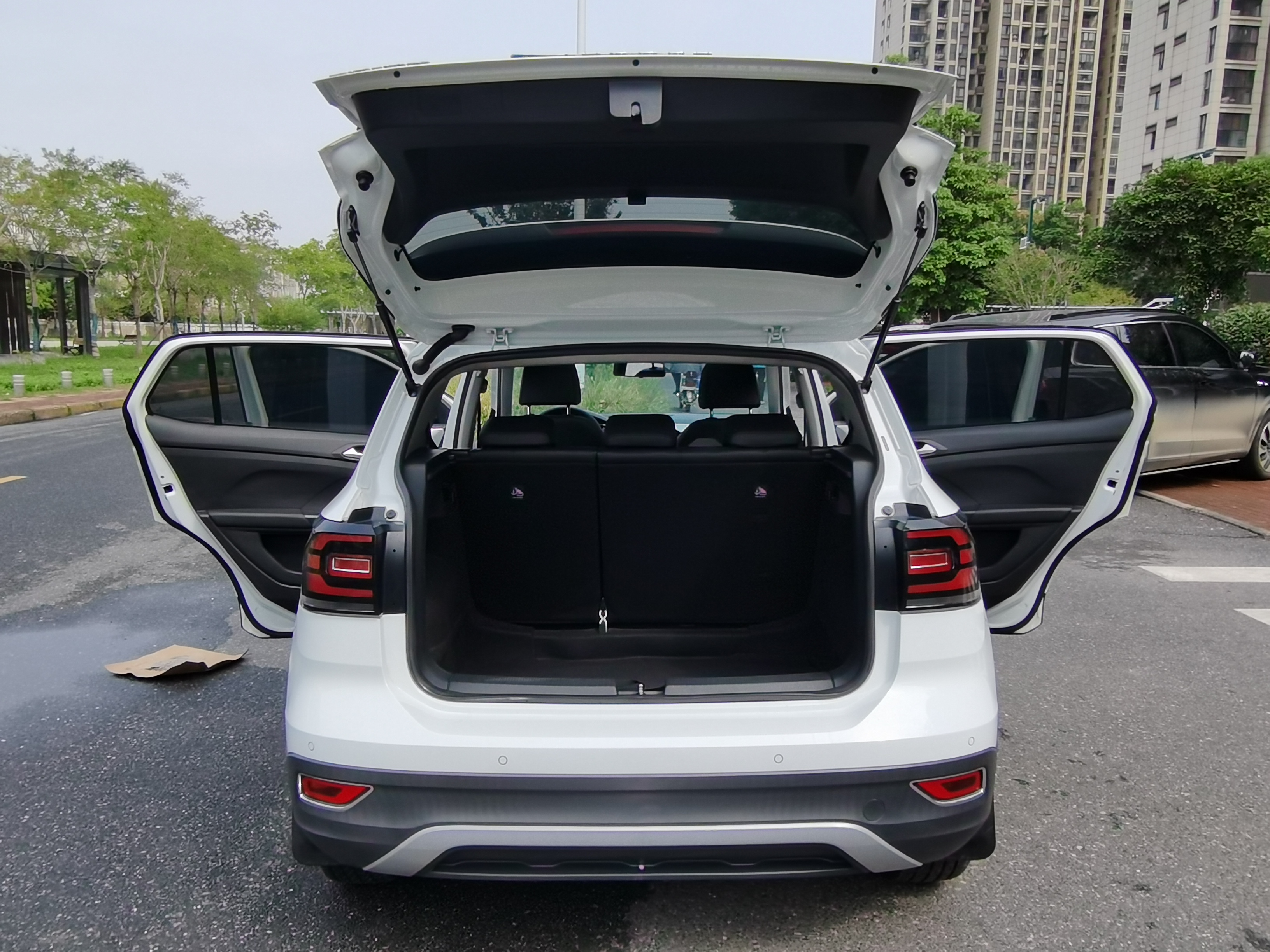 Volkswagen Tacqua 2022 car image #13