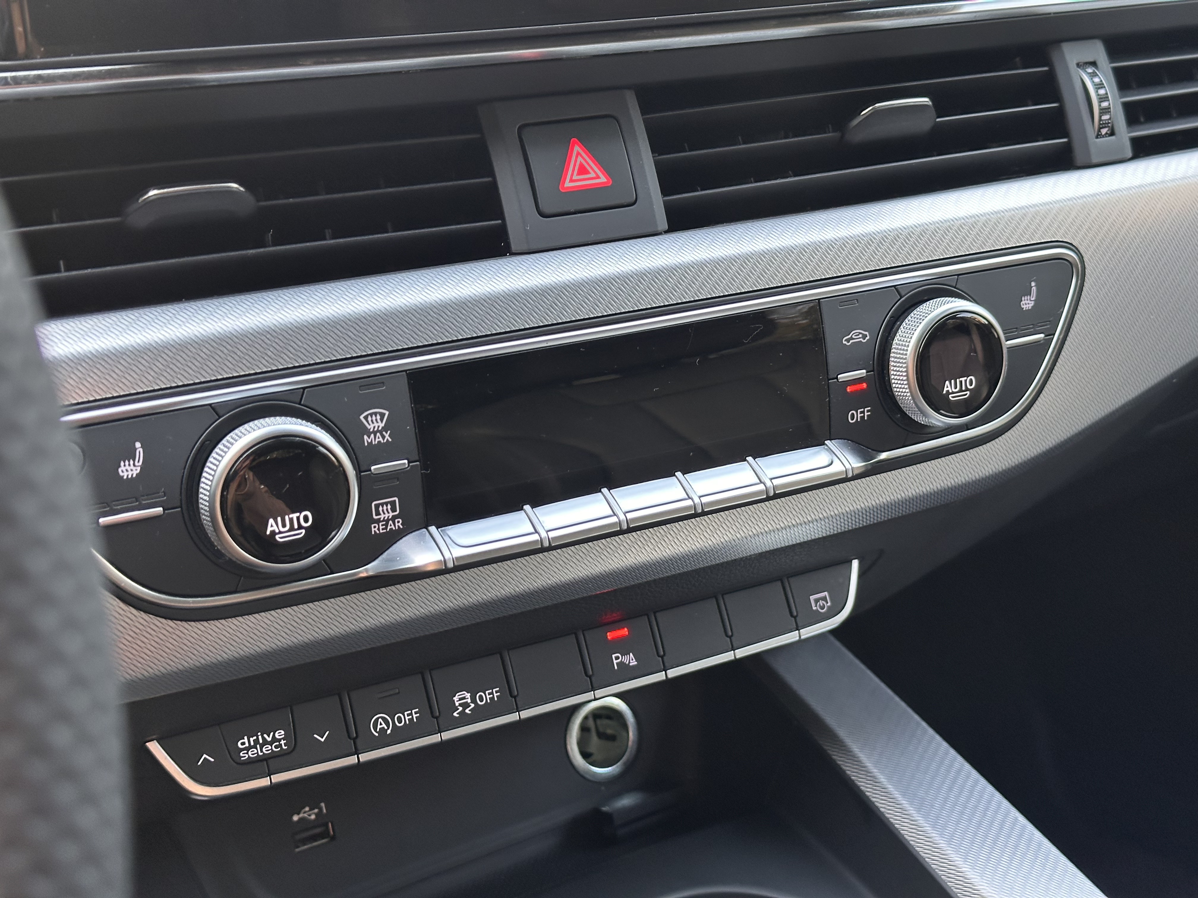 Audi A4 (Imported) 2021 #13 Audi A4 (Imported) 2021 car image #13