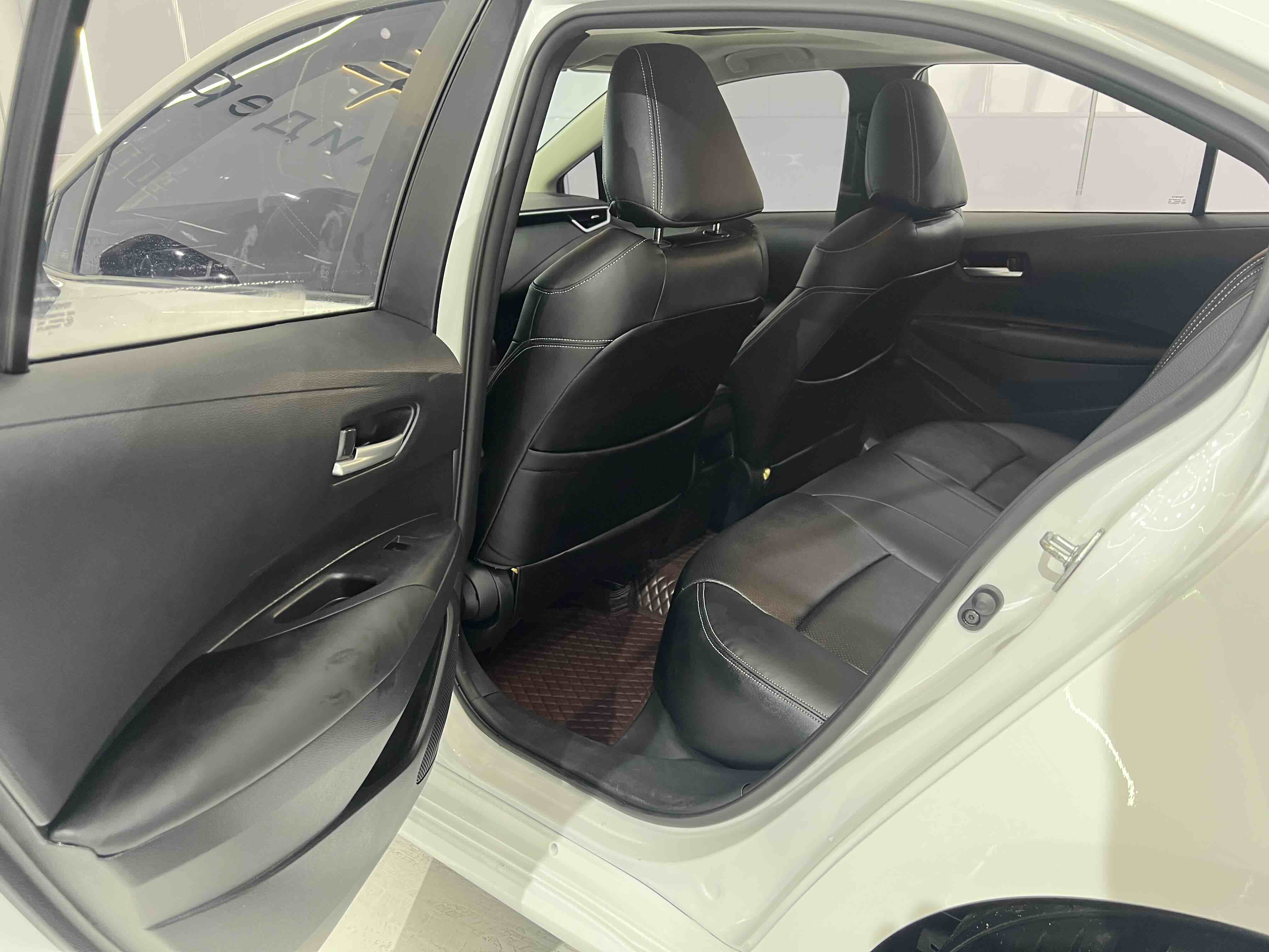 Toyota Corolla 2021 car image #13