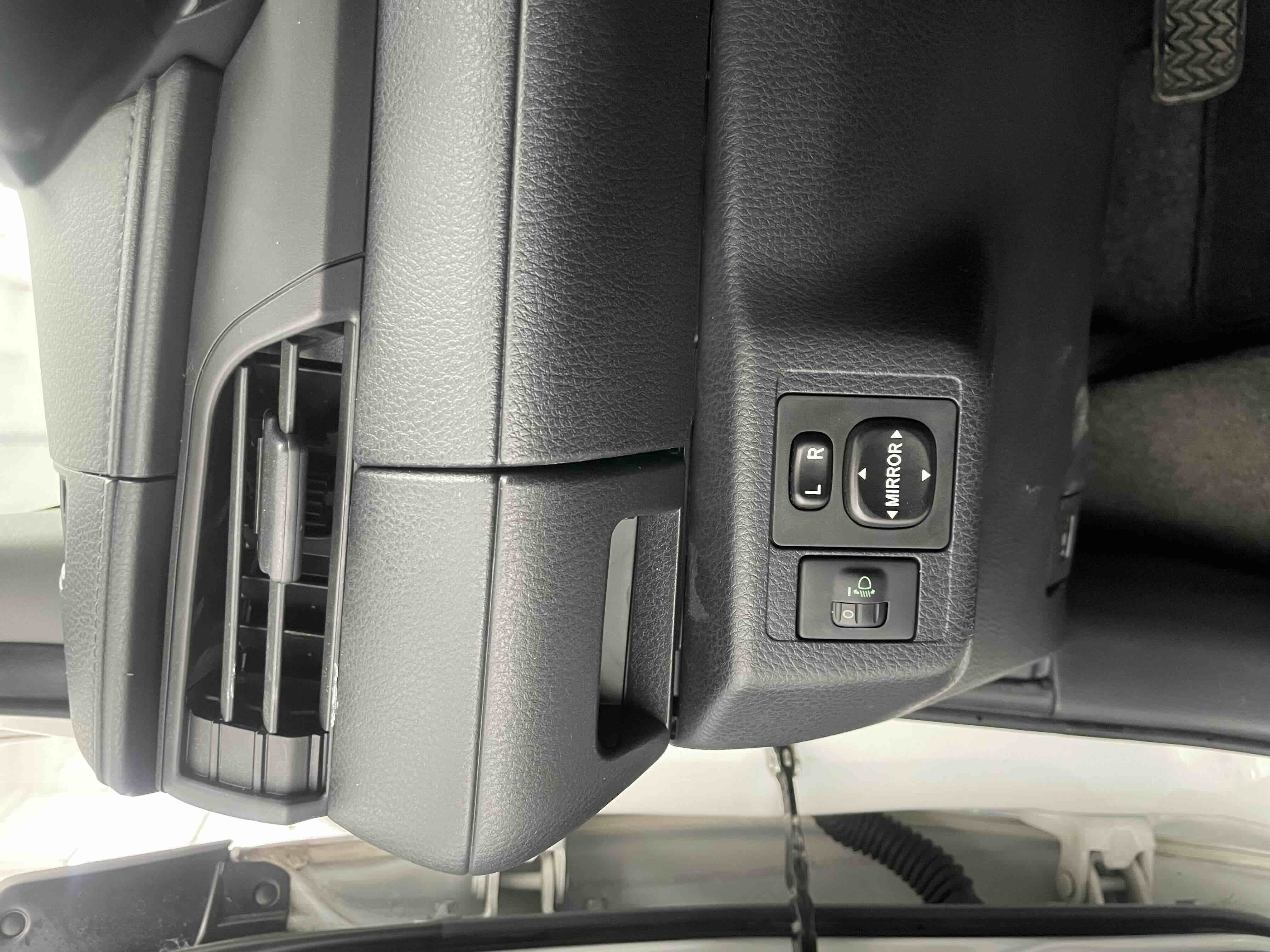 Yaris L Zhixuan 2022 car image #13