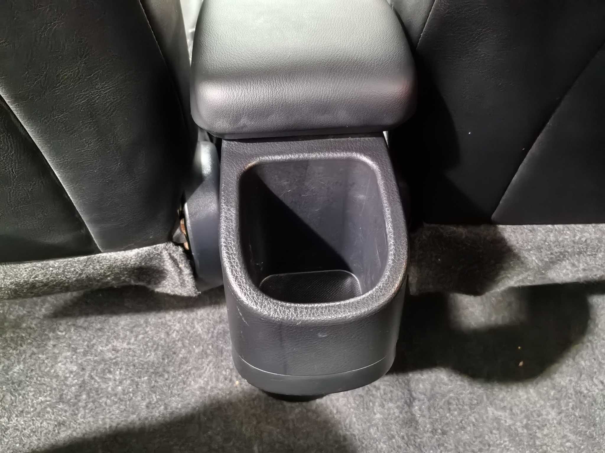 Toyota Yaris L Zhixiang 2021 صورة سيارة #13