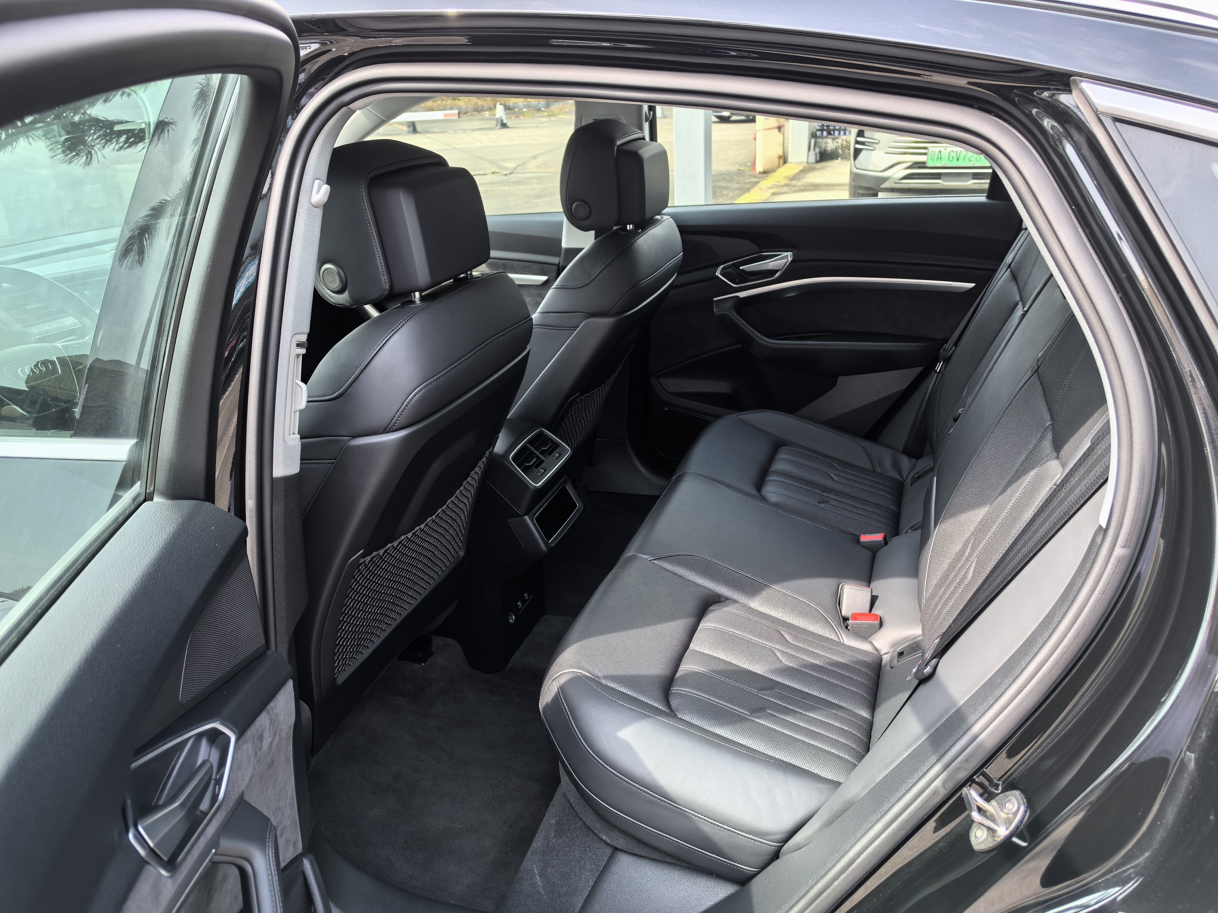 Audi e-tron (Imported) 2022 car image #13