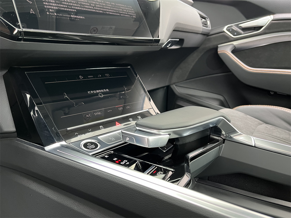 Audi e-tron 2023 #13 Audi e-tron 2023 car image #13