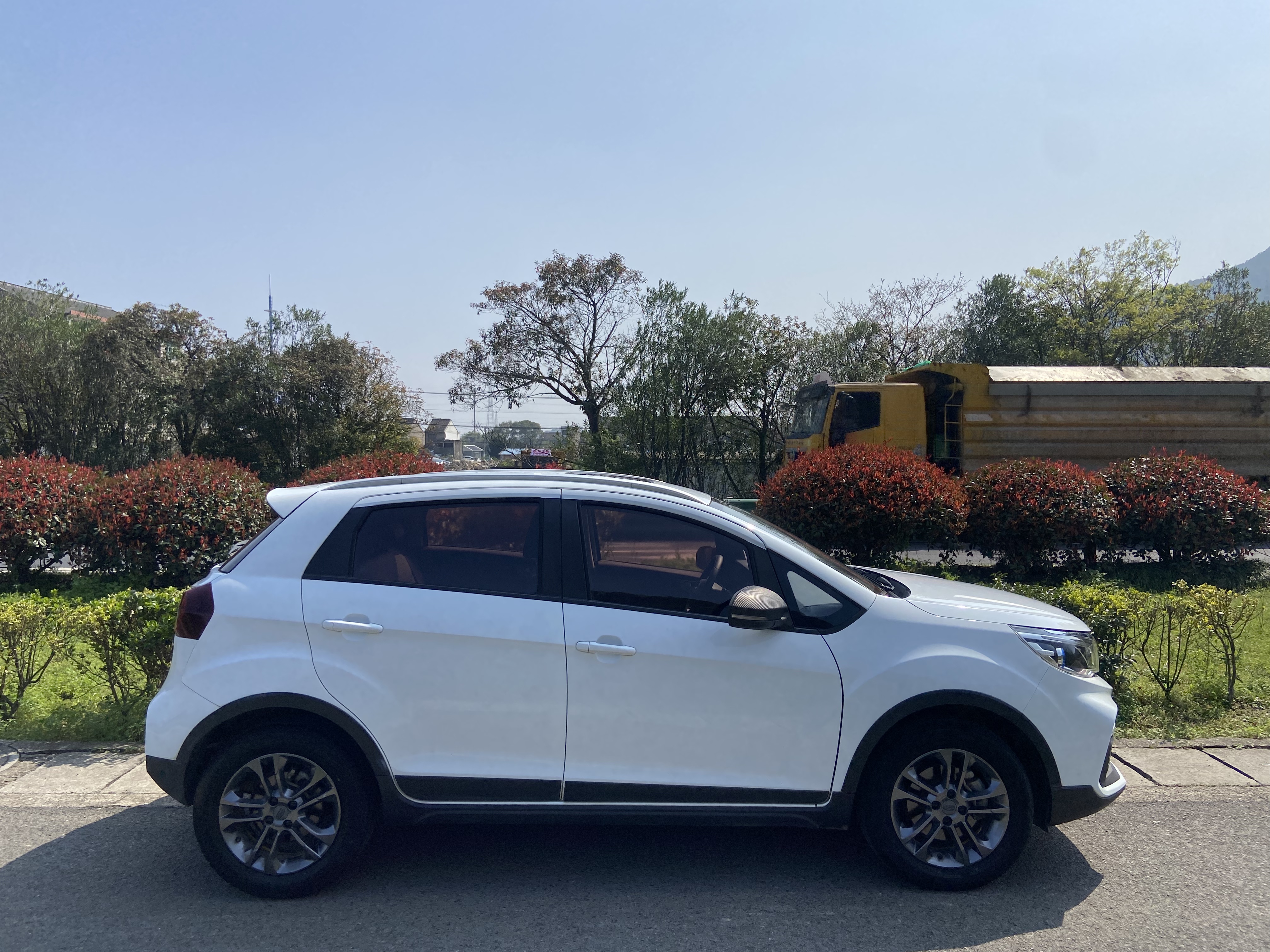 GEELY Vision X3 2021 image de voiture #13