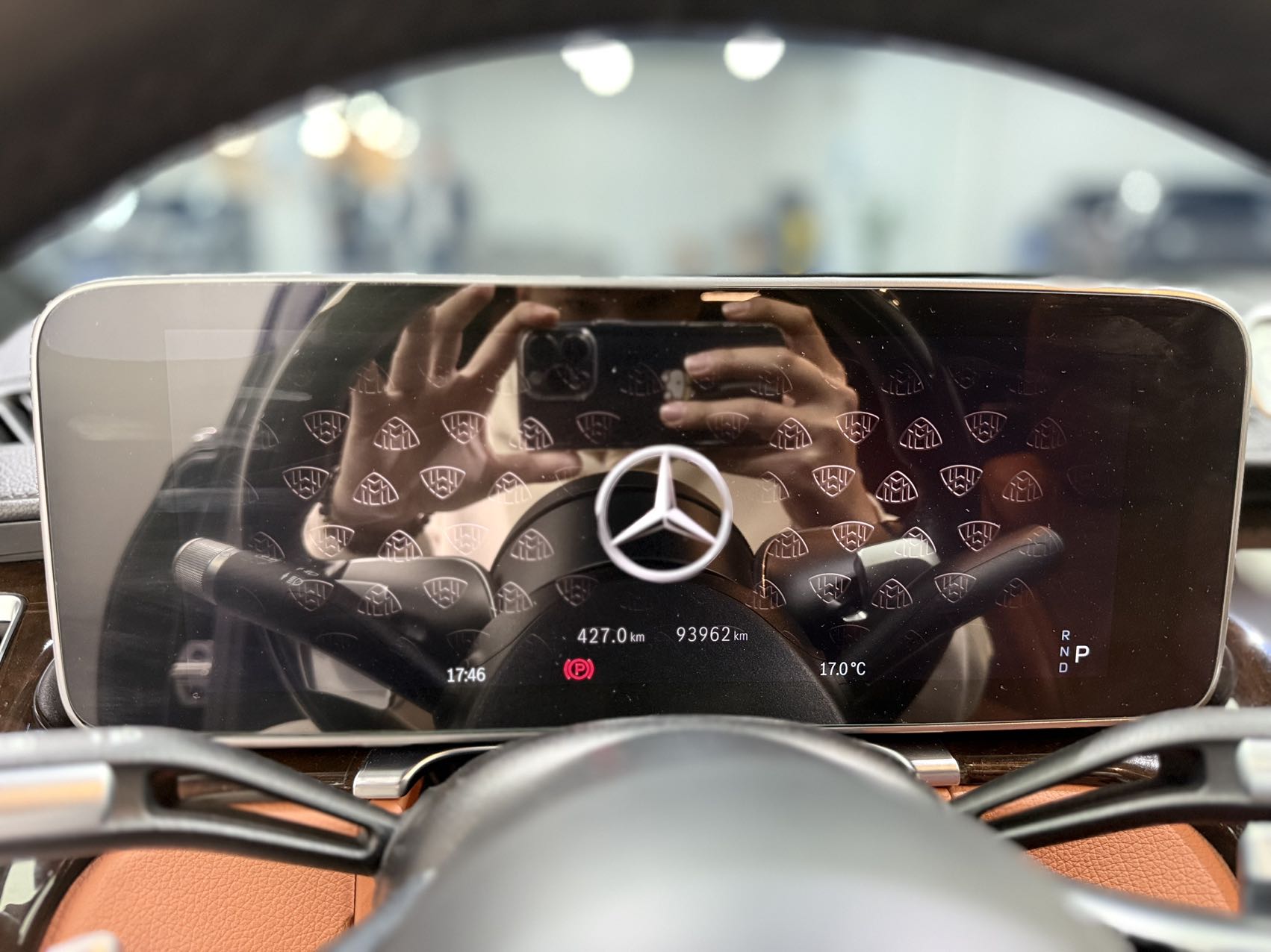 Mercedes-Benz Maybach S Class 2021 car image #13