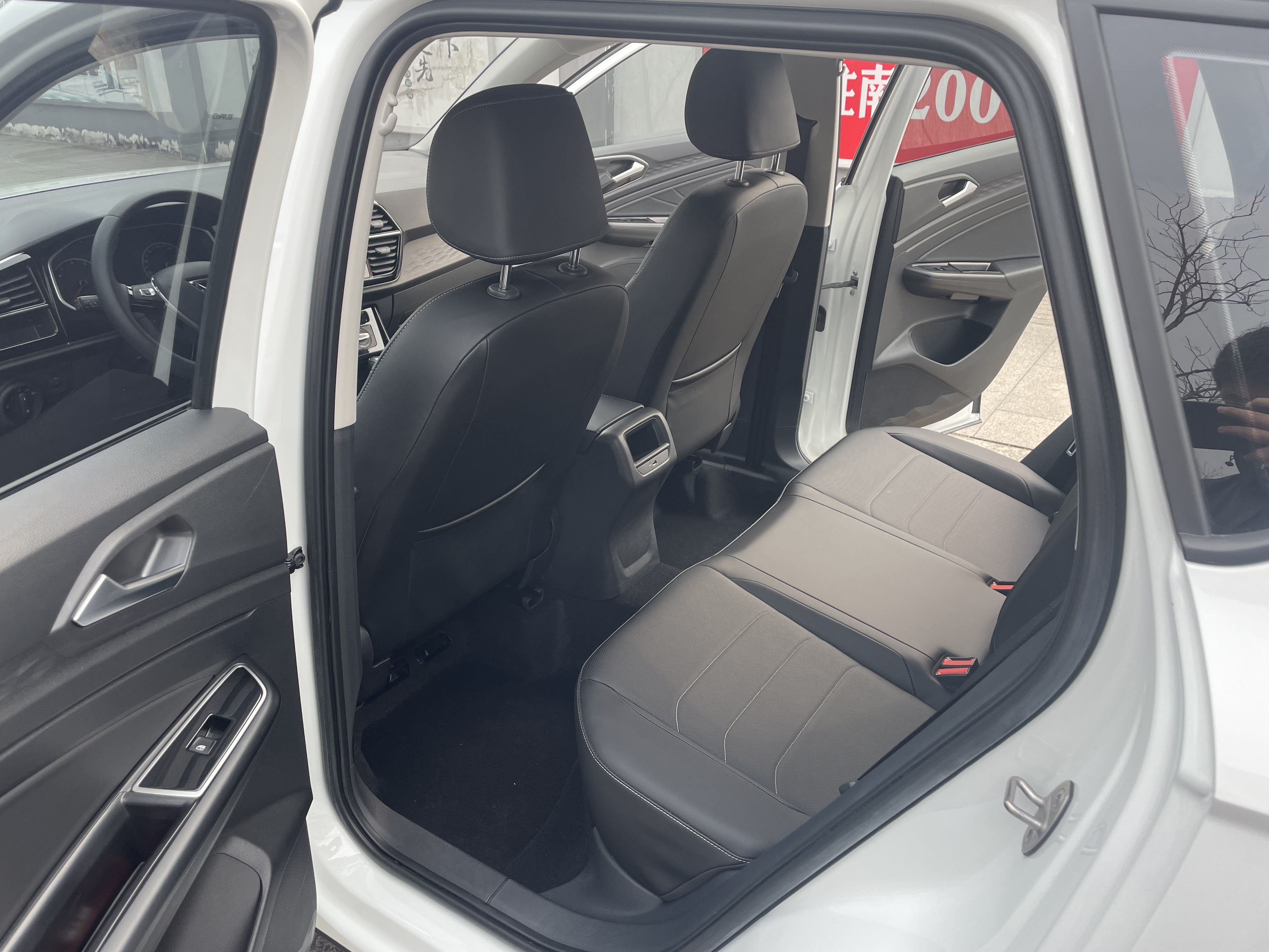 VS5 2021 car image #13