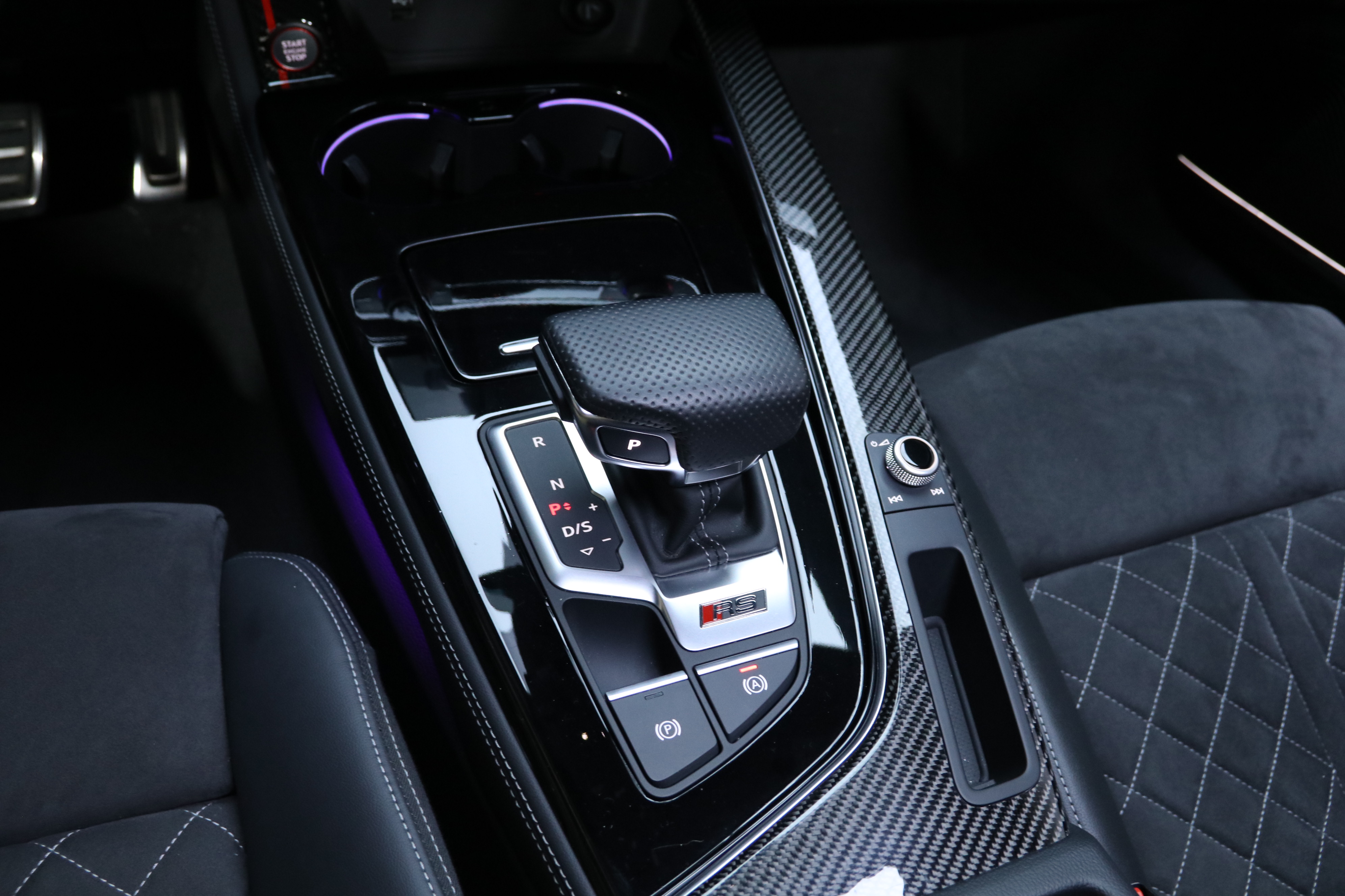 Audi RS 5 2022 صورة سيارة #13