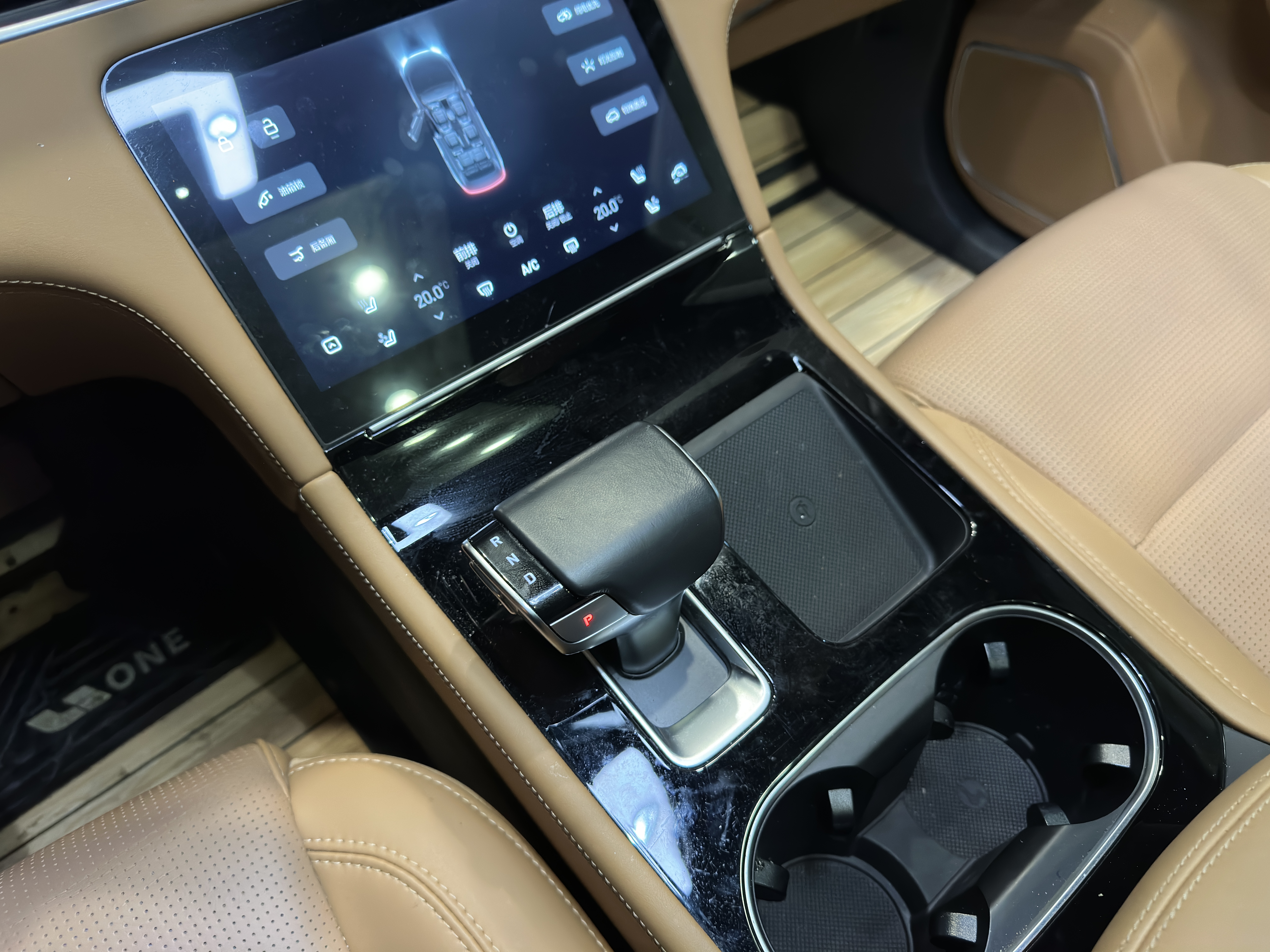 理想汽车 理想ONE 2022 汽车图片 #13