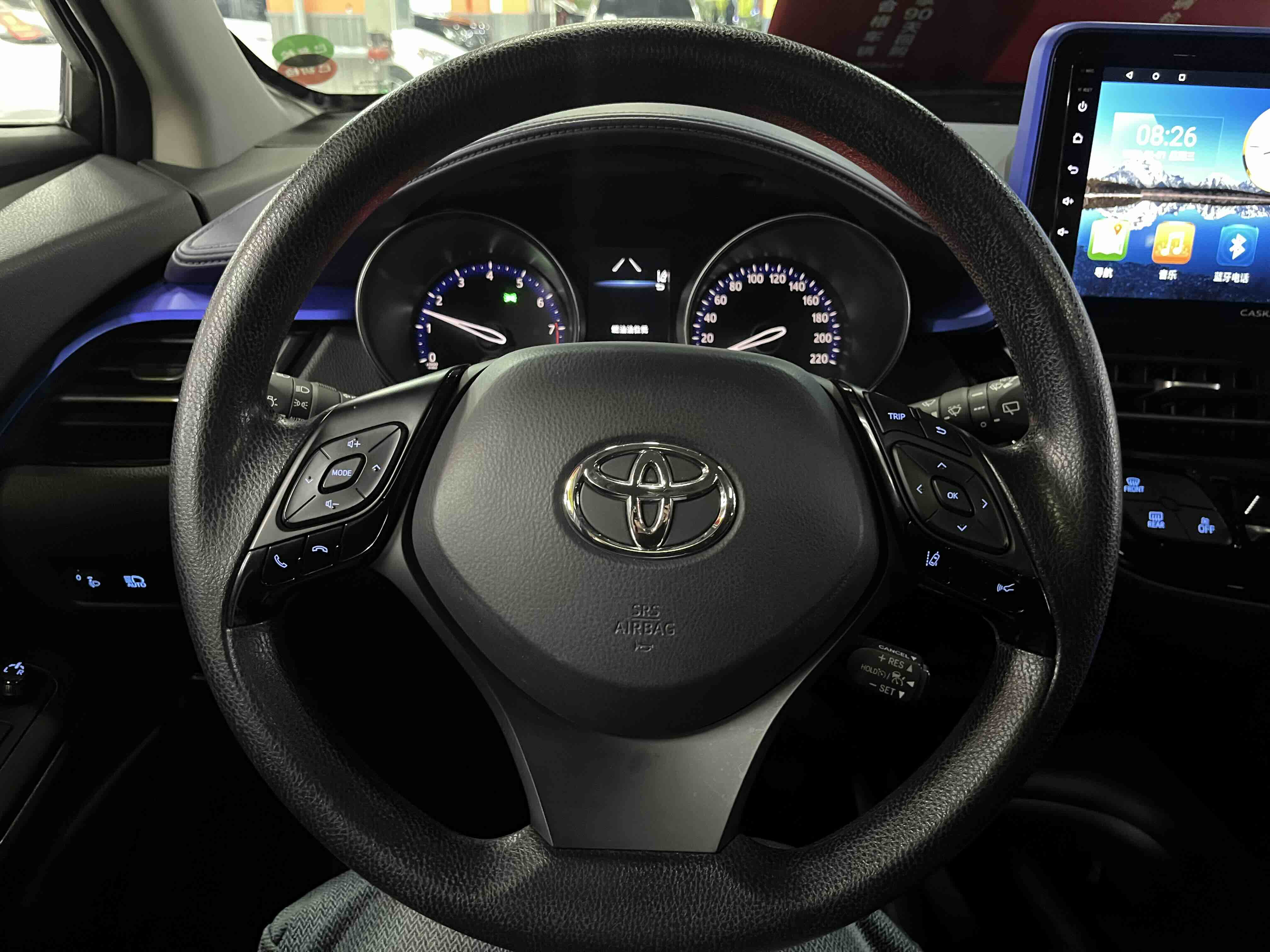 Toyota C-HR 2022 #13 Toyota C-HR 2022 car image #13