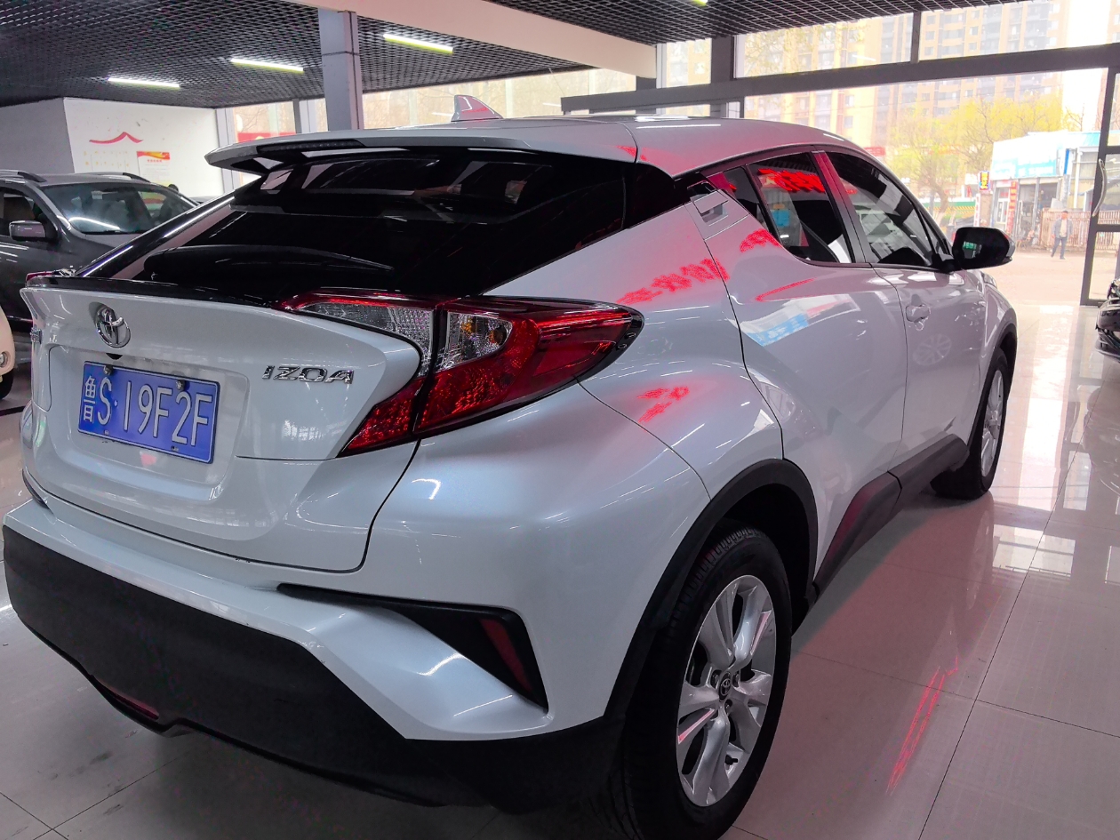 Toyota Izoa 2022 car image #13