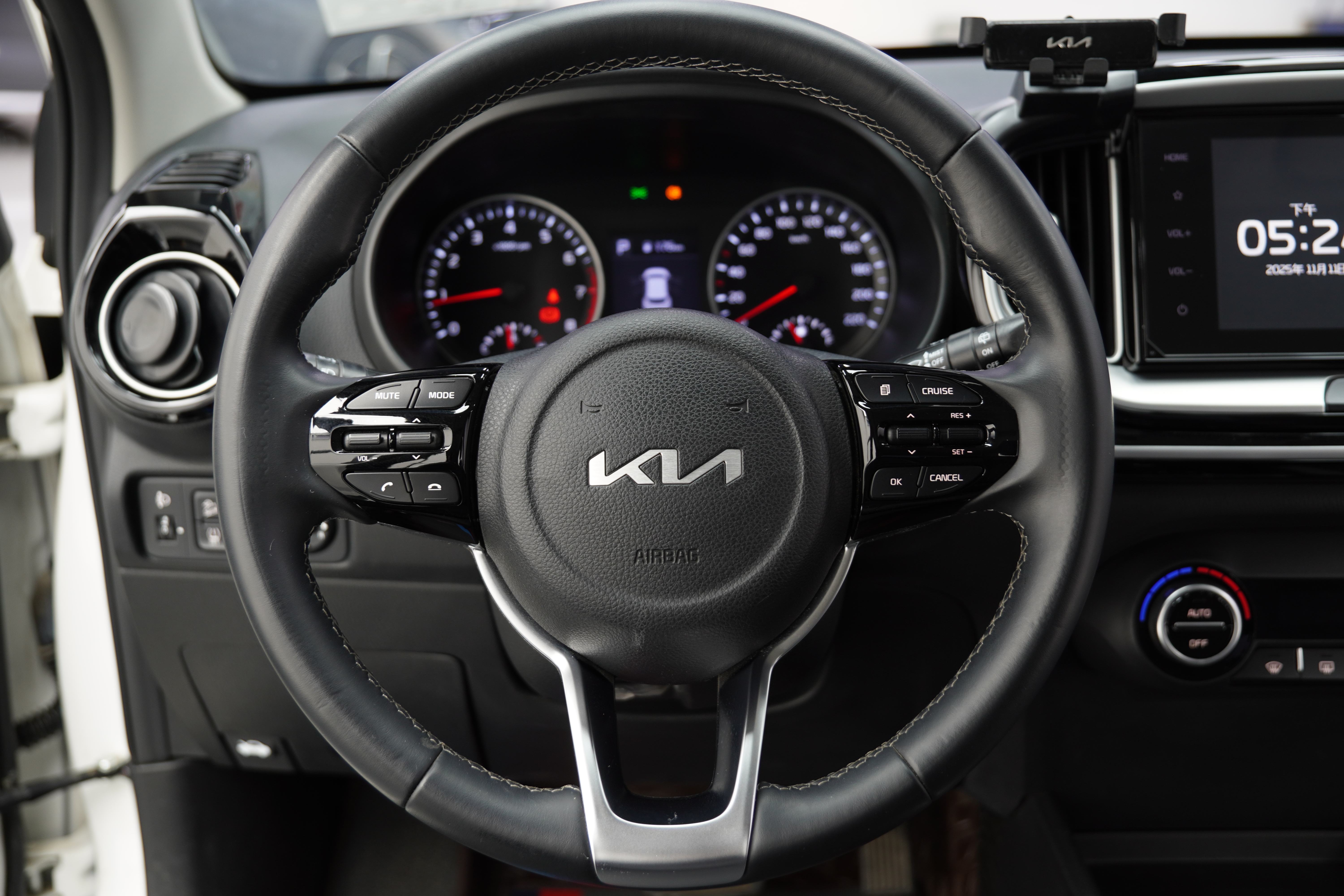 Kia KX1 2022 car image #13